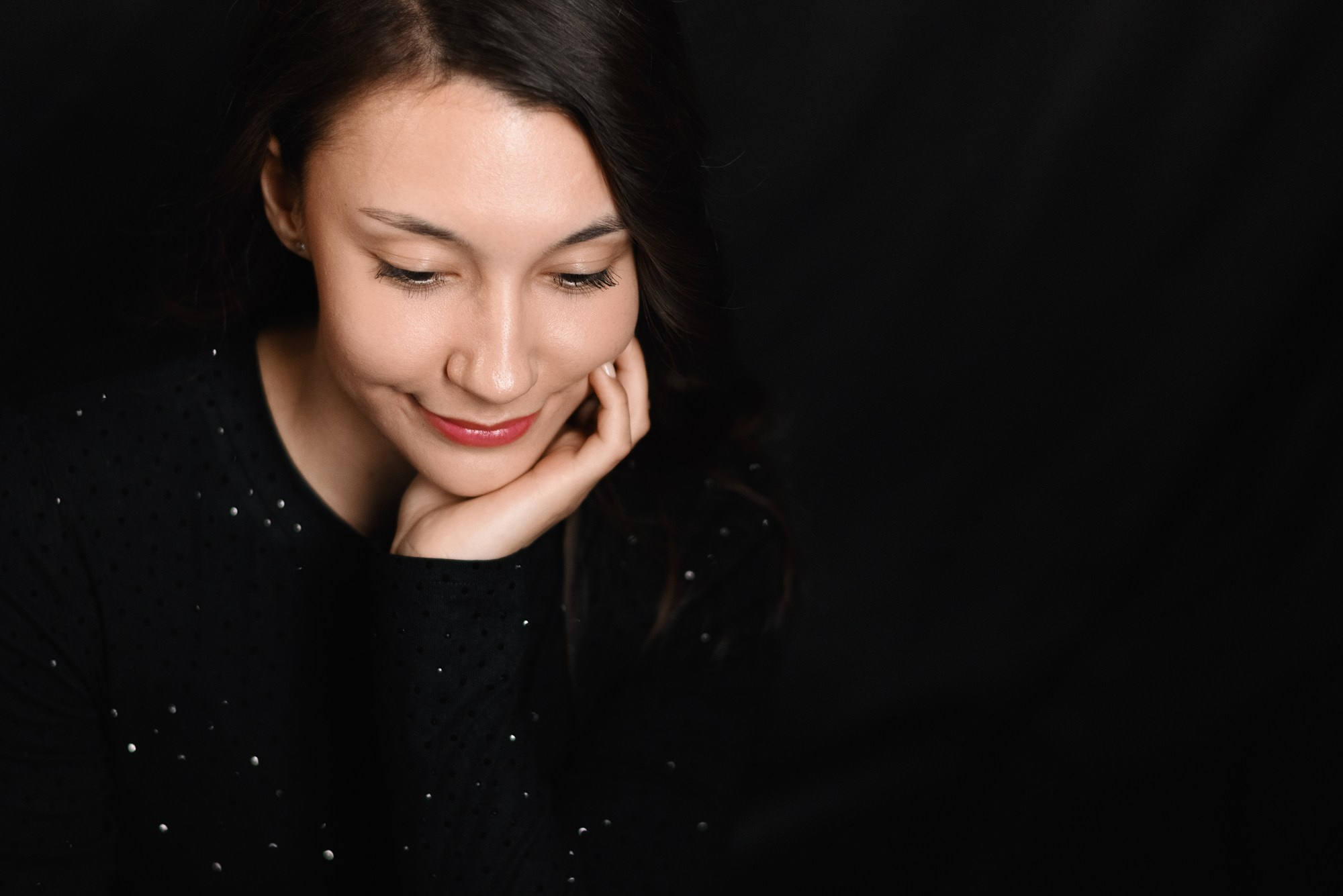 ЧБ портрет в Тюмени | Фотограф Дарья Мустафина. Портретный фотограф Тюмень Дарья Мустафина