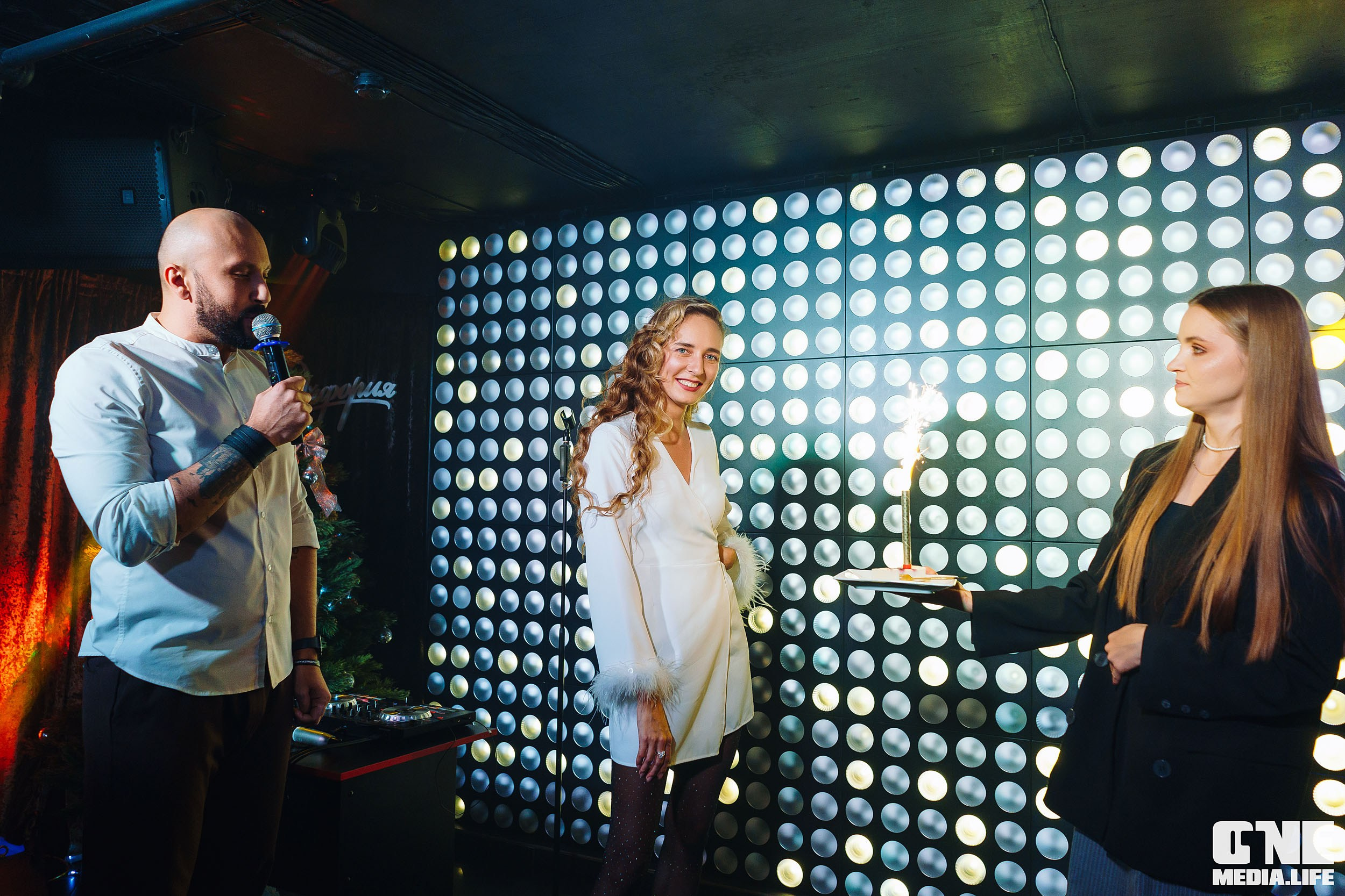 Фоторепортаж из караоке-клуба Эйфория. One Media Life: фоторепортажи, фотоотчеты с мероприятий и заведений