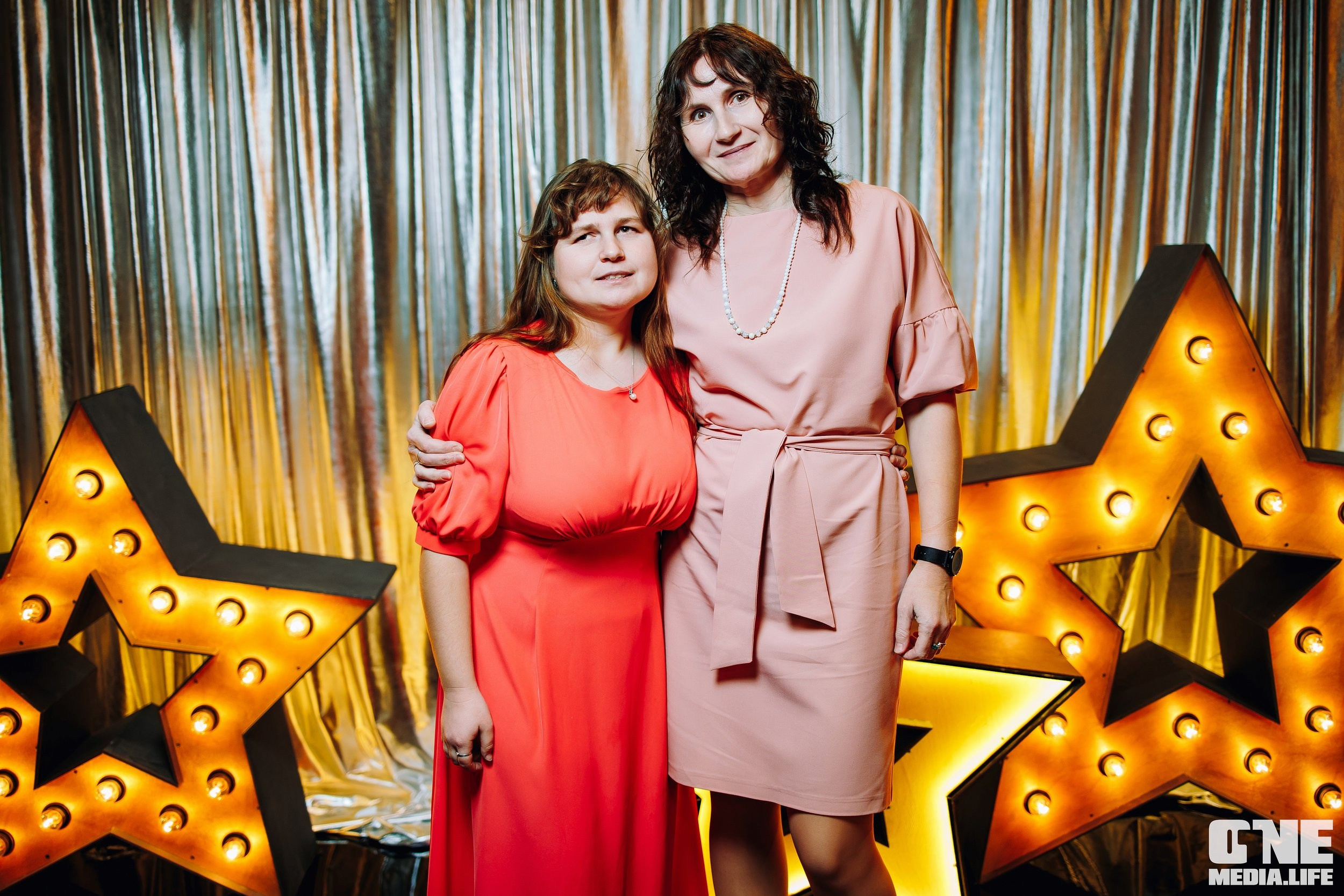 Новогодний Огонёк от Верю в Чудо. One Media Life: фоторепортажи, фотоотчеты с мероприятий и заведений