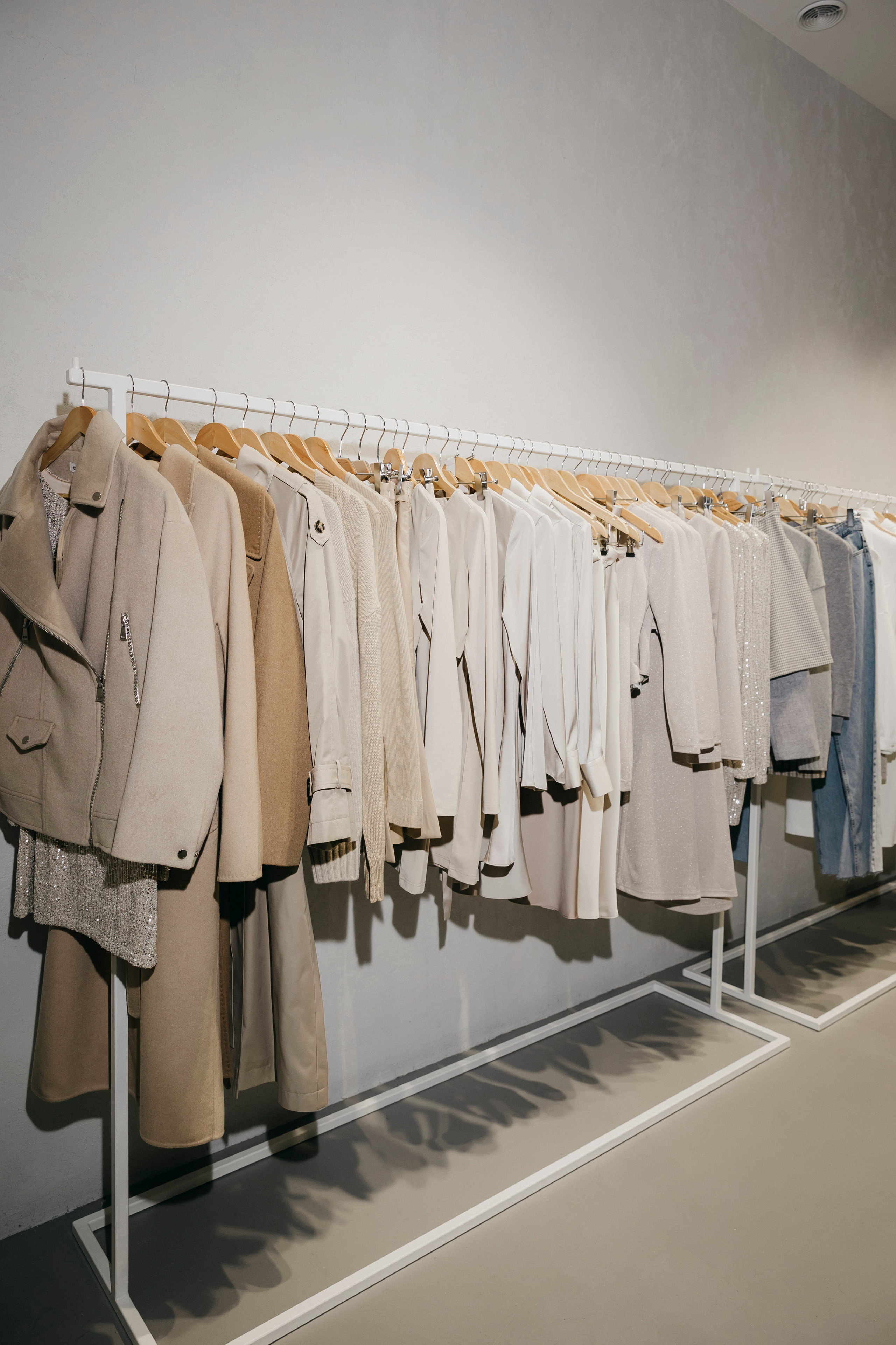 Открытие бутика ÜMYAROVA brand Алины Умяровой. «Птичка на проводе»: информационный портал в Москве