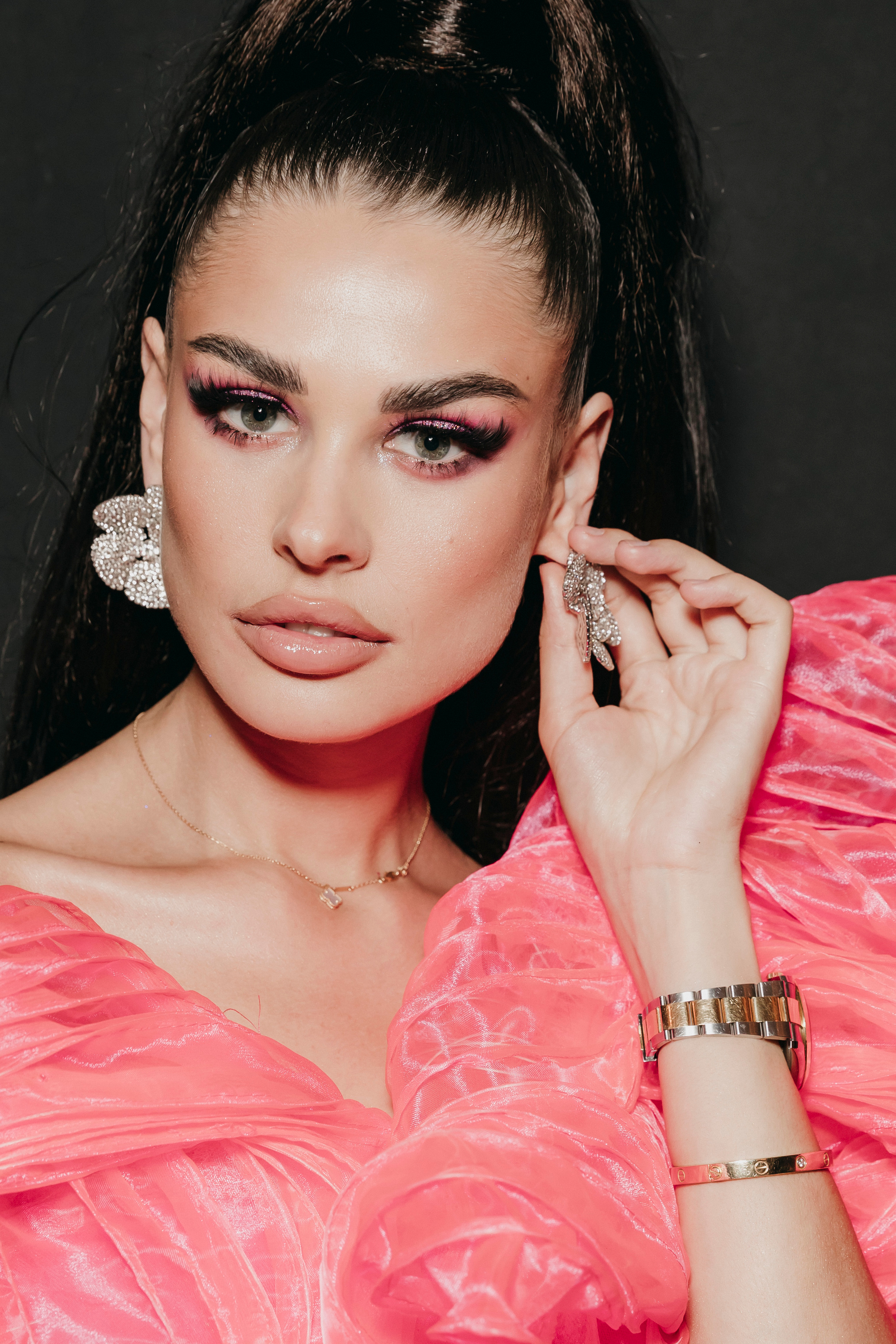 «PINCHFIT» Ирины Пинчук. «Птичка на проводе»: информационный портал в Москве