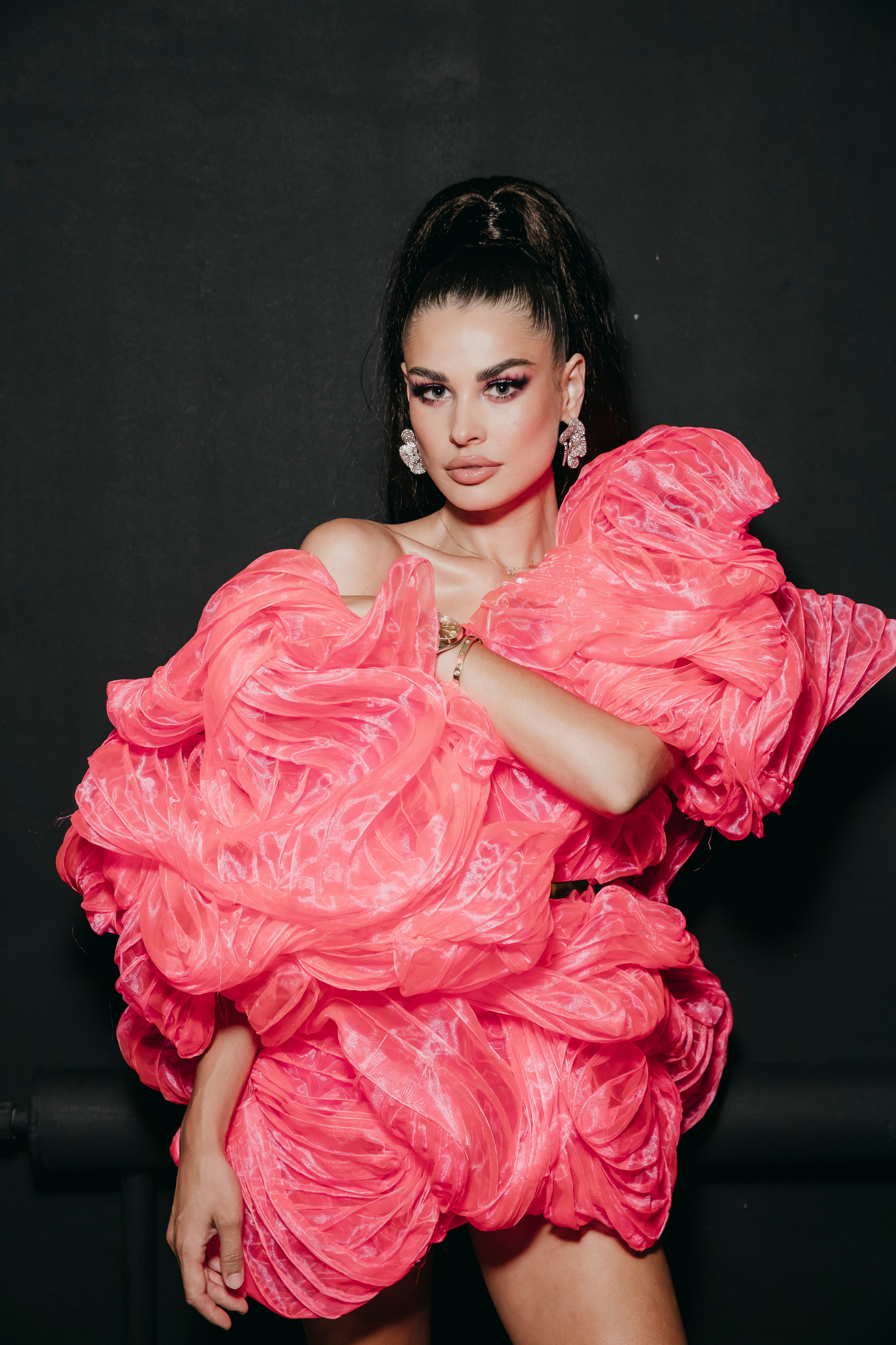 «PINCHFIT» Ирины Пинчук. «Птичка на проводе»: информационный портал в Москве