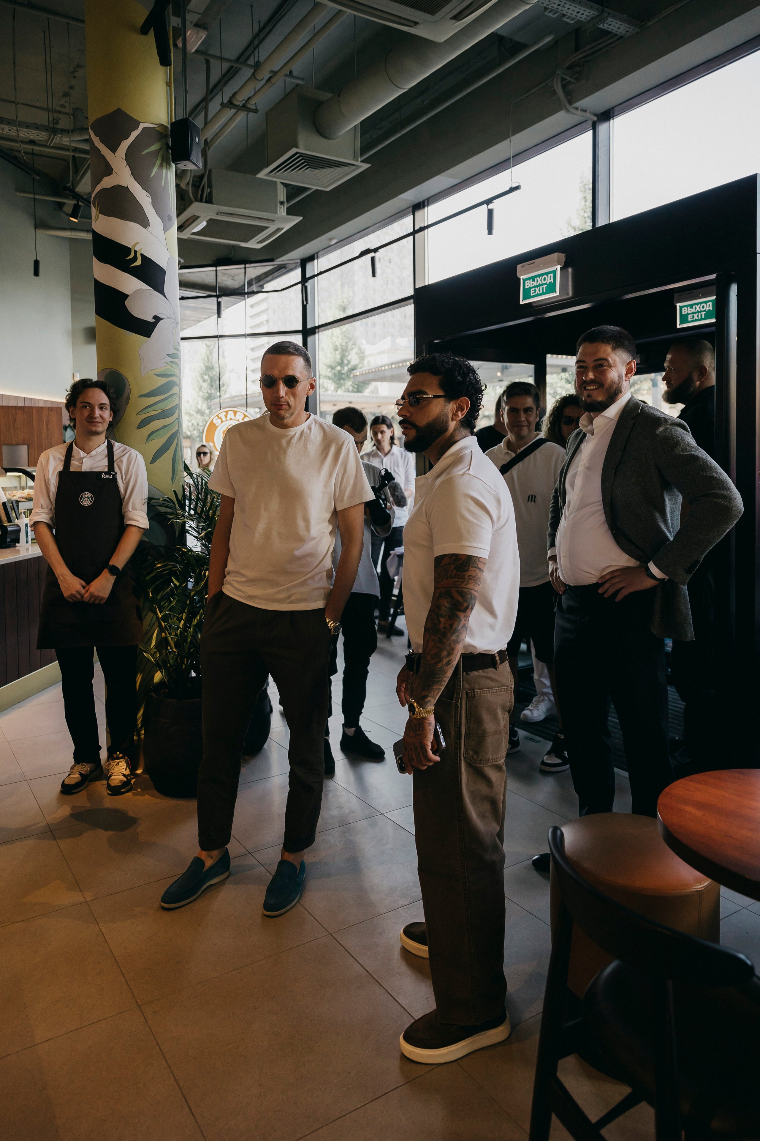 STARS COFFEE: открытие первой кофейни в Москве. «Птичка на проводе»: информационный портал в Москве