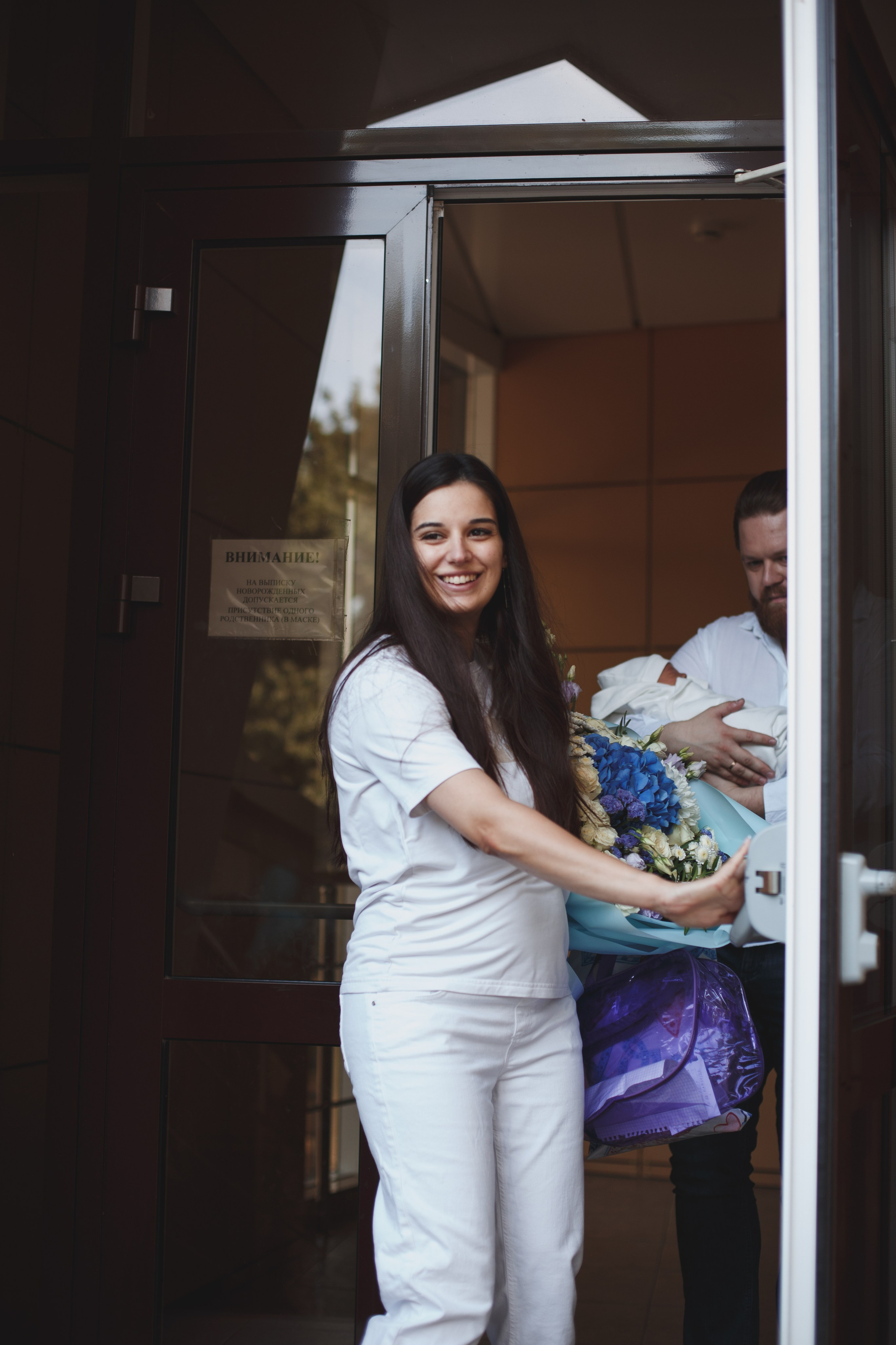 Фотограф на выписку из роддома в Белгороде. Свадебный и контент фотограф в Белгороде Ярослав Гаврилейченко