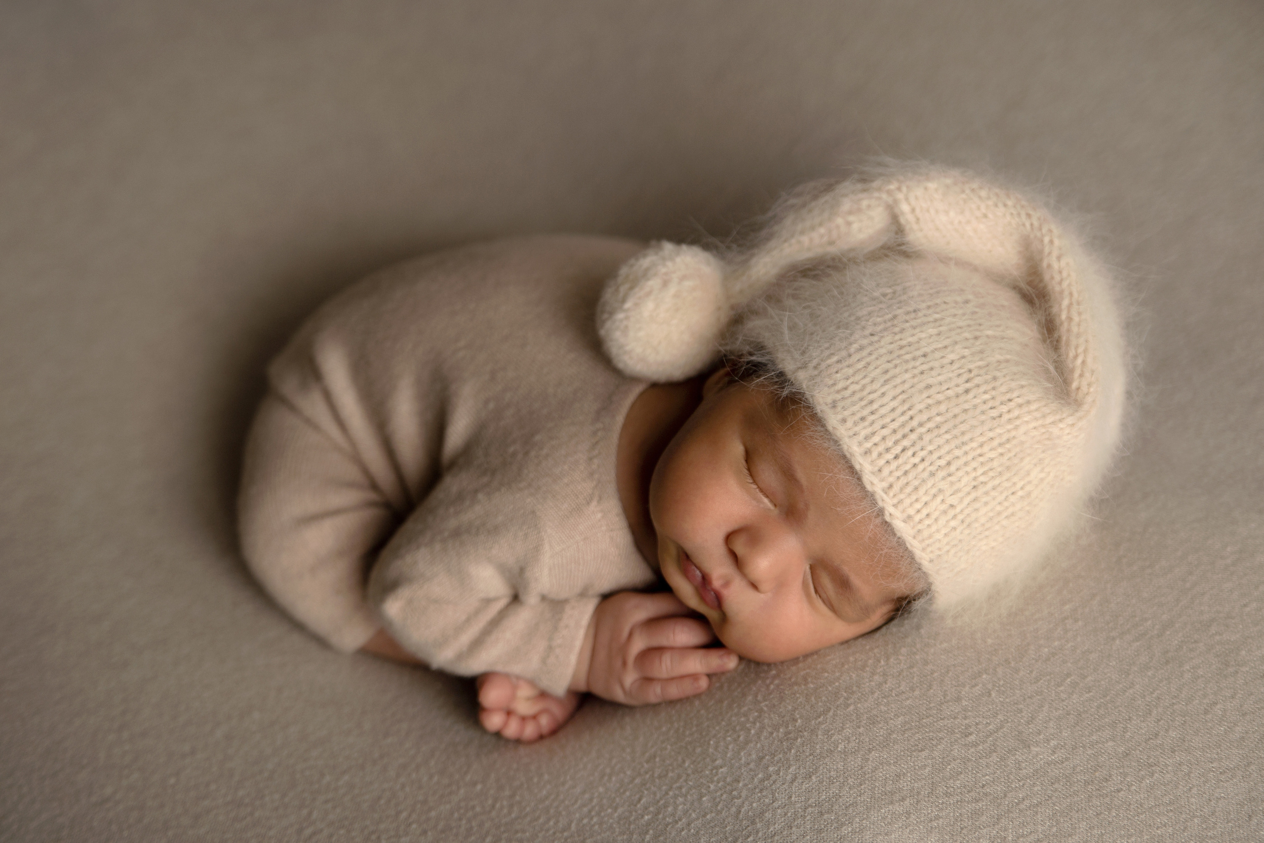 Новорожденные малыши. Фотограф Елена Зуйкова