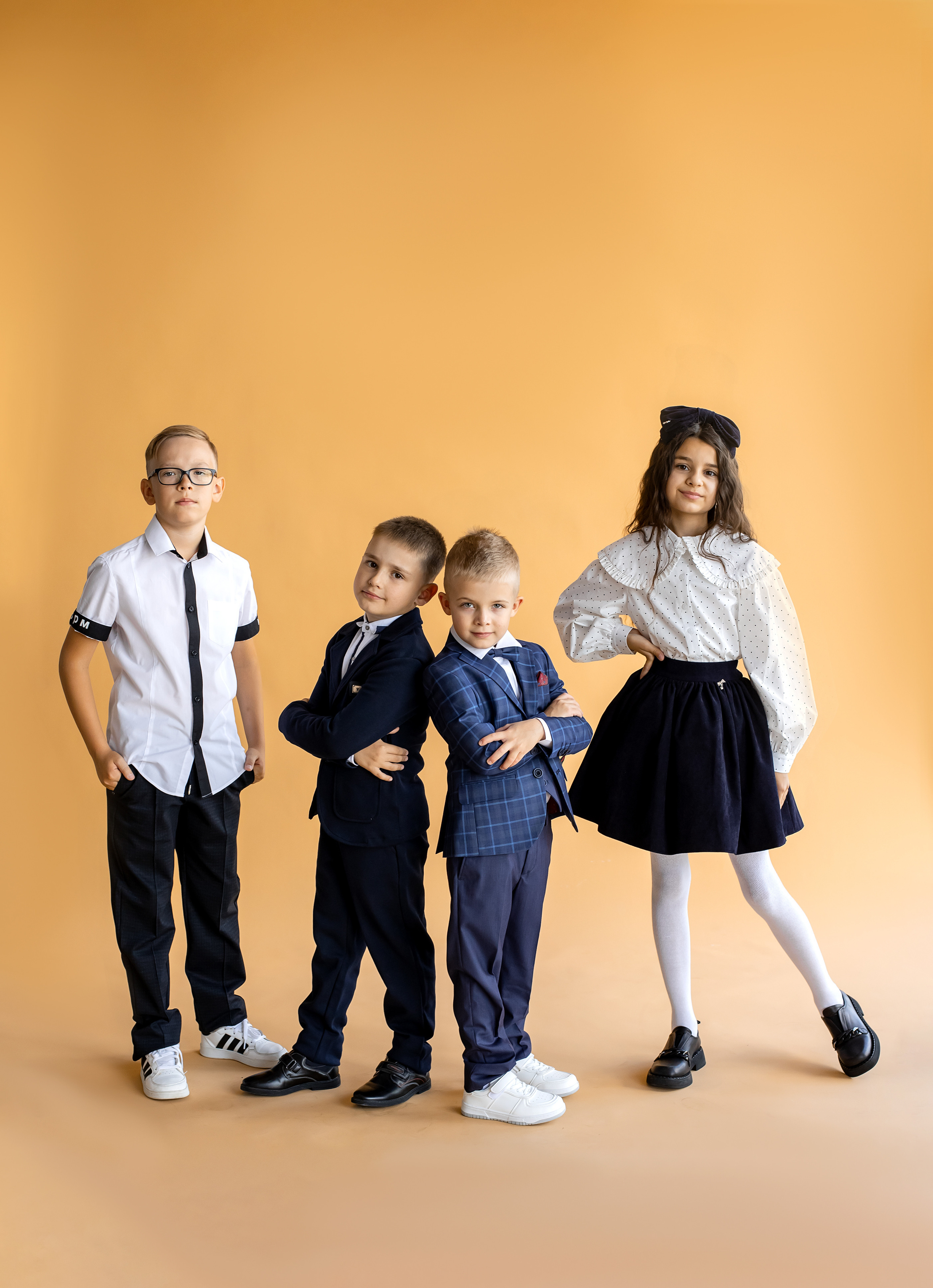 выпускной альбом Чита, фотограф Чита, школьный фотограф Чита, выпускной Чита, 4 класс выпускной, школьный портрет, школьная фотосессия