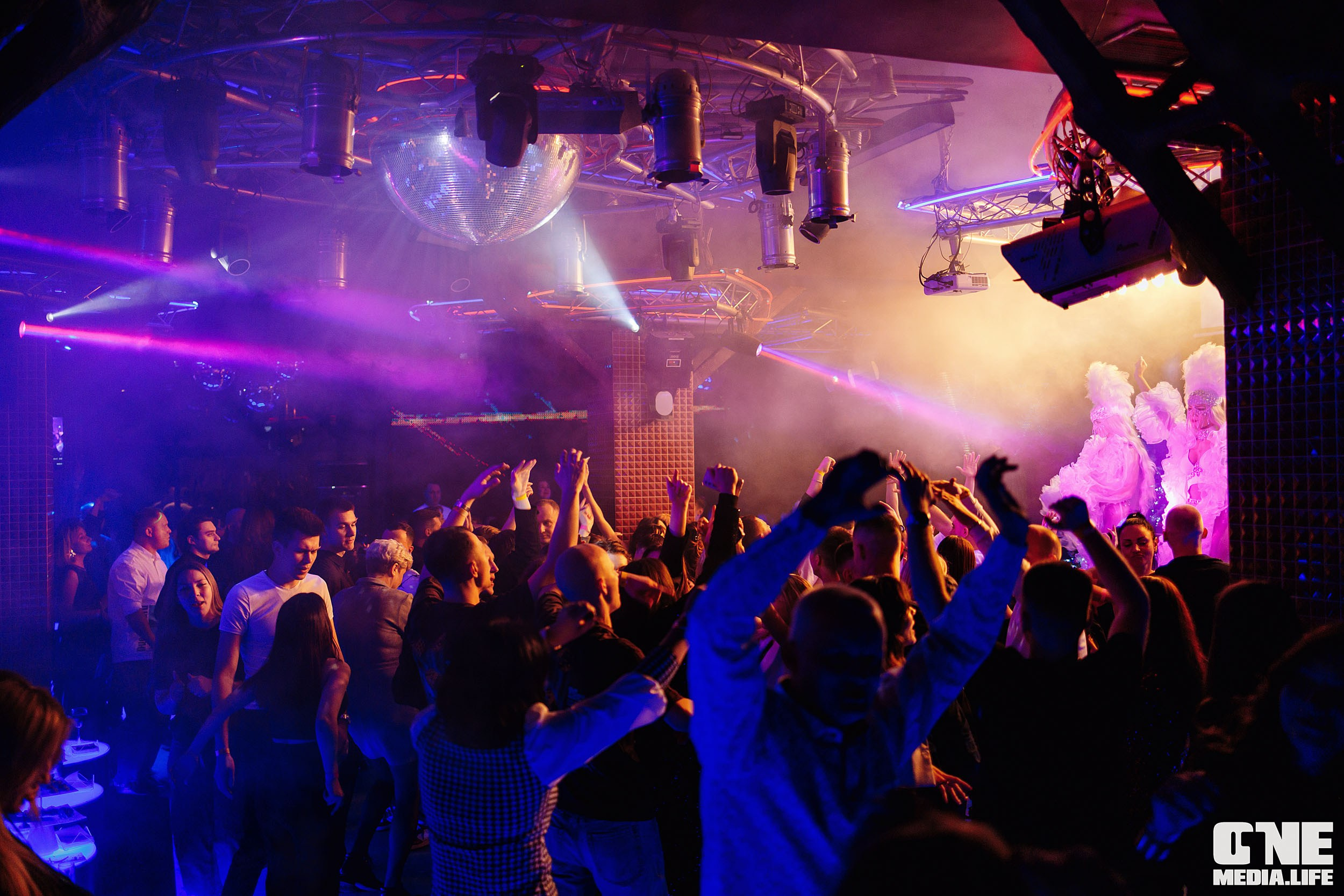 Фоторепортаж из РК Планета. One Media Life: фоторепортажи, фотоотчеты с мероприятий и заведений