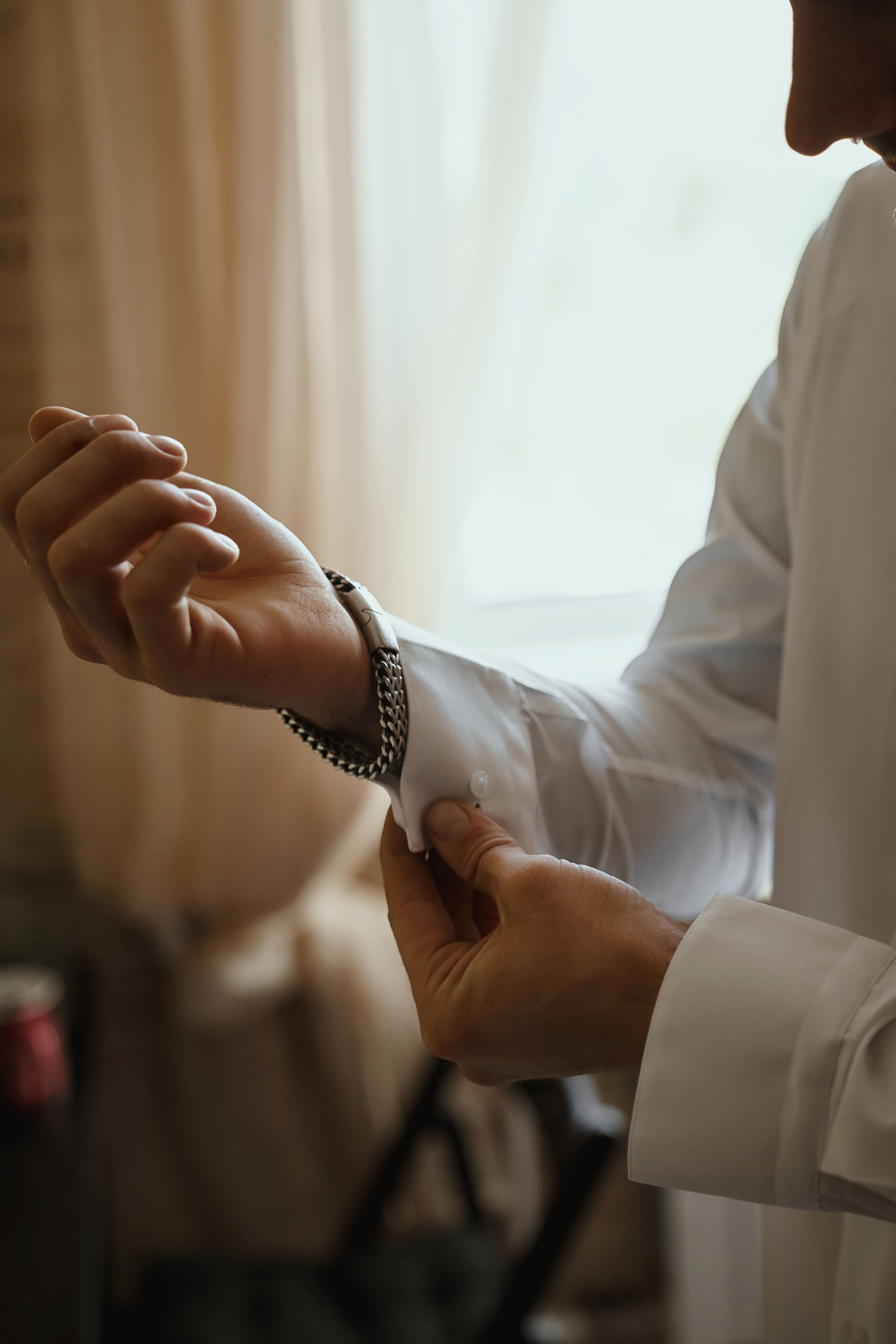 Свадебная фотосессия Дмитрия и Виты на Поклонной горе в парке Победы Москвы