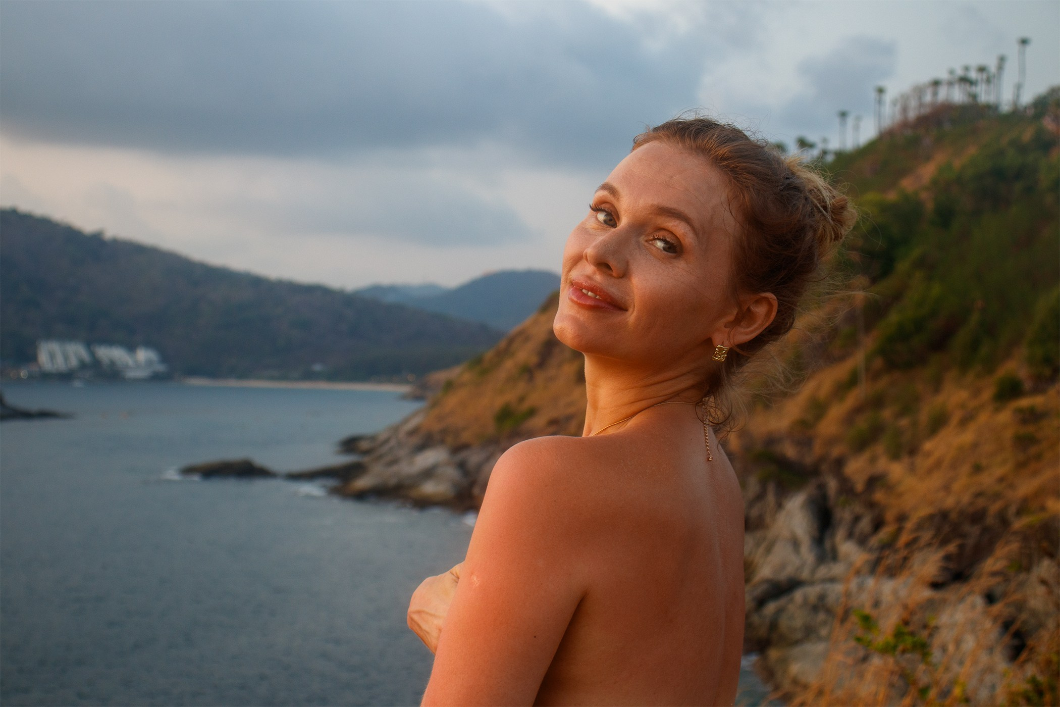 Портрет на закате у моря