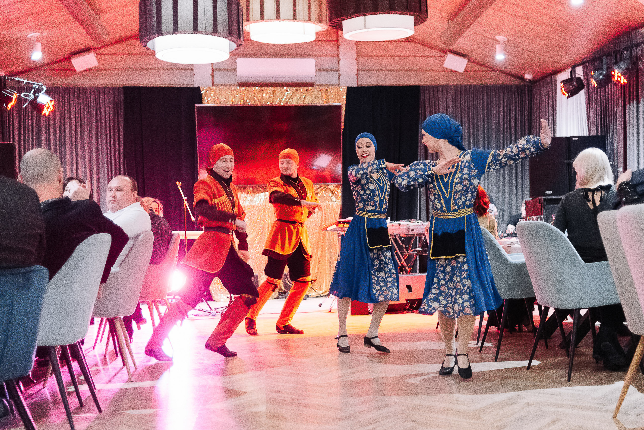 День рождения у Антона. Фотограф Александр Бурдин