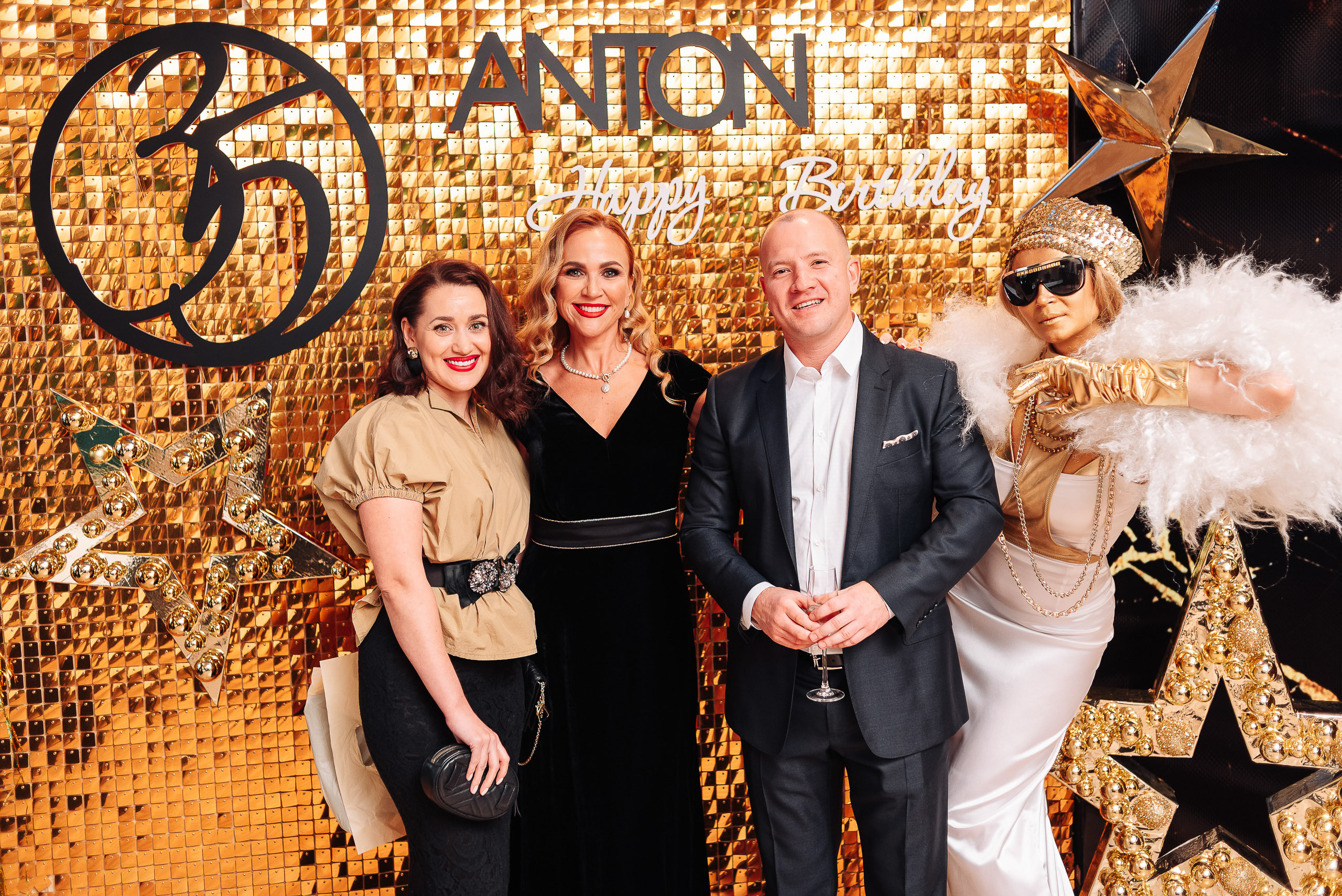 День рождения у Антона. Фотограф Александр Бурдин