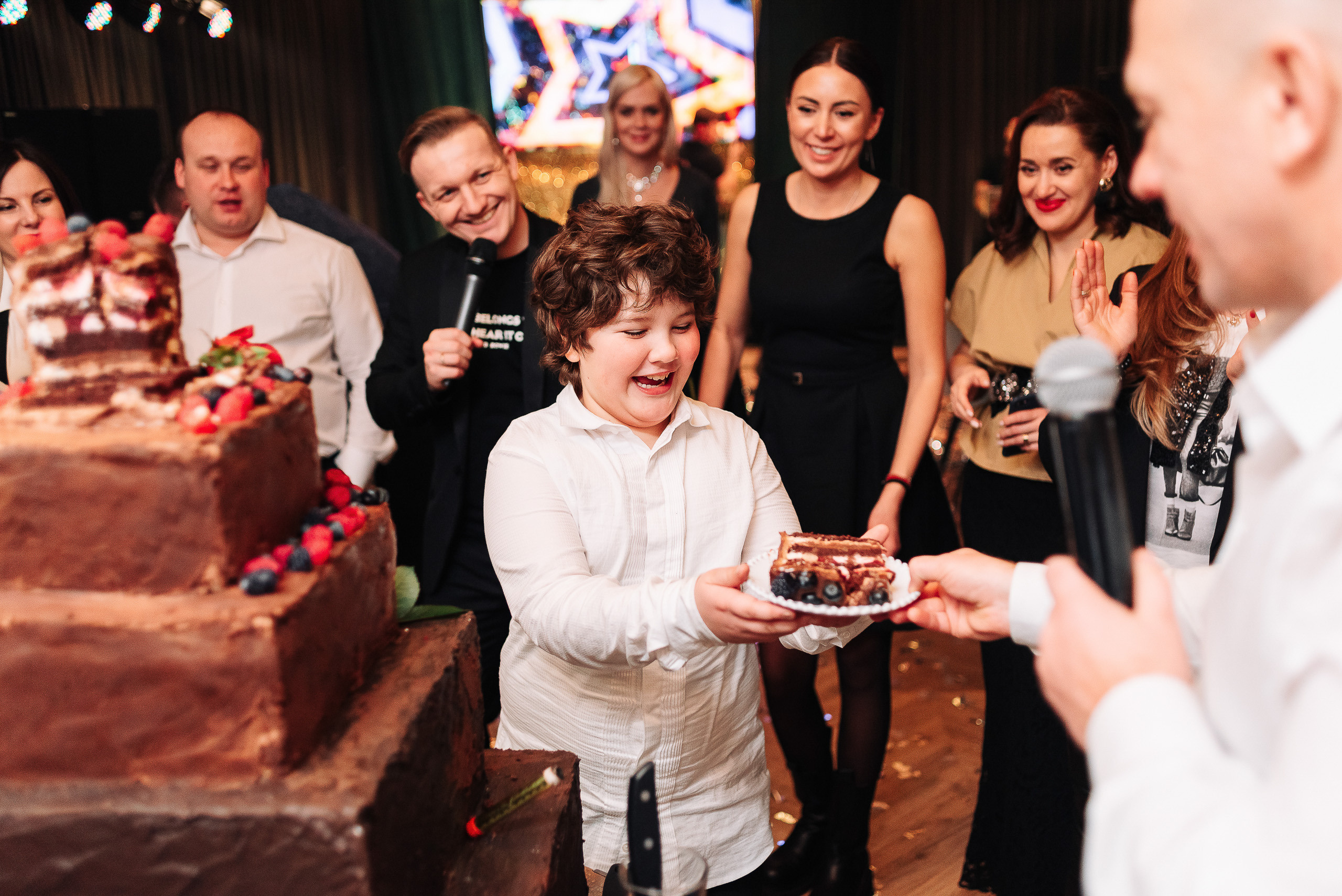 День рождения у Антона. Фотограф Александр Бурдин