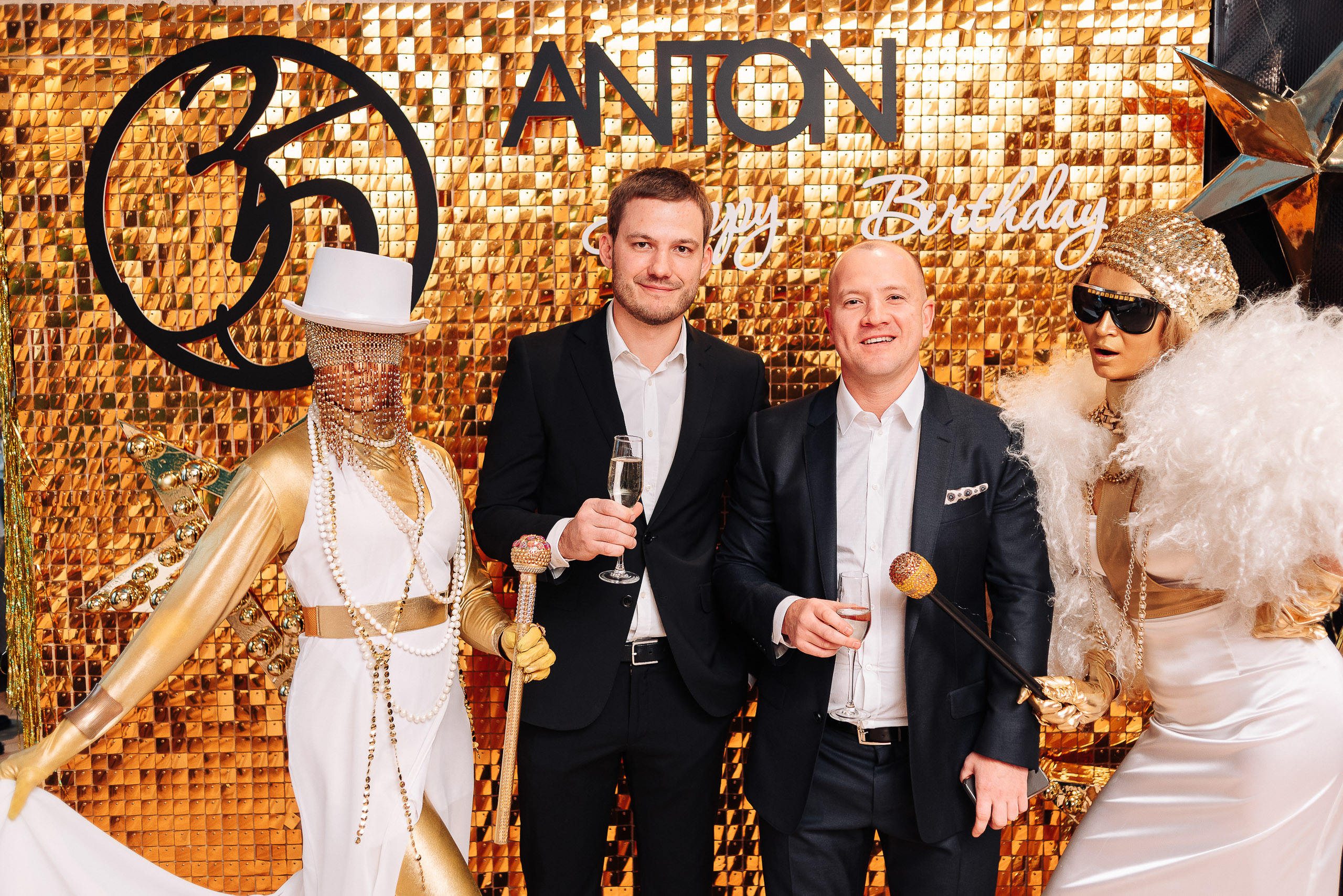 День рождения у Антона. Фотограф Александр Бурдин