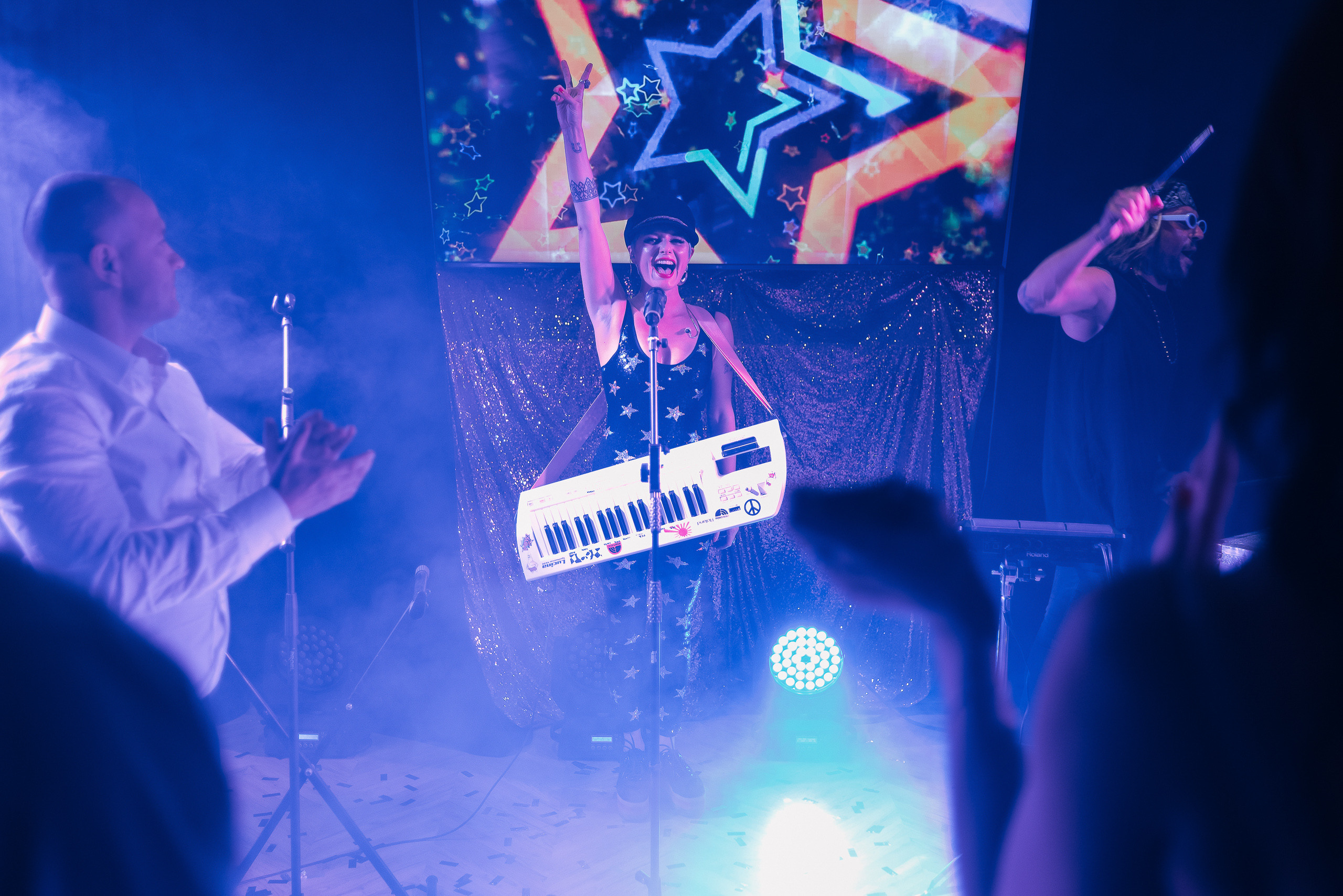 День рождения у Антона. Фотограф Александр Бурдин