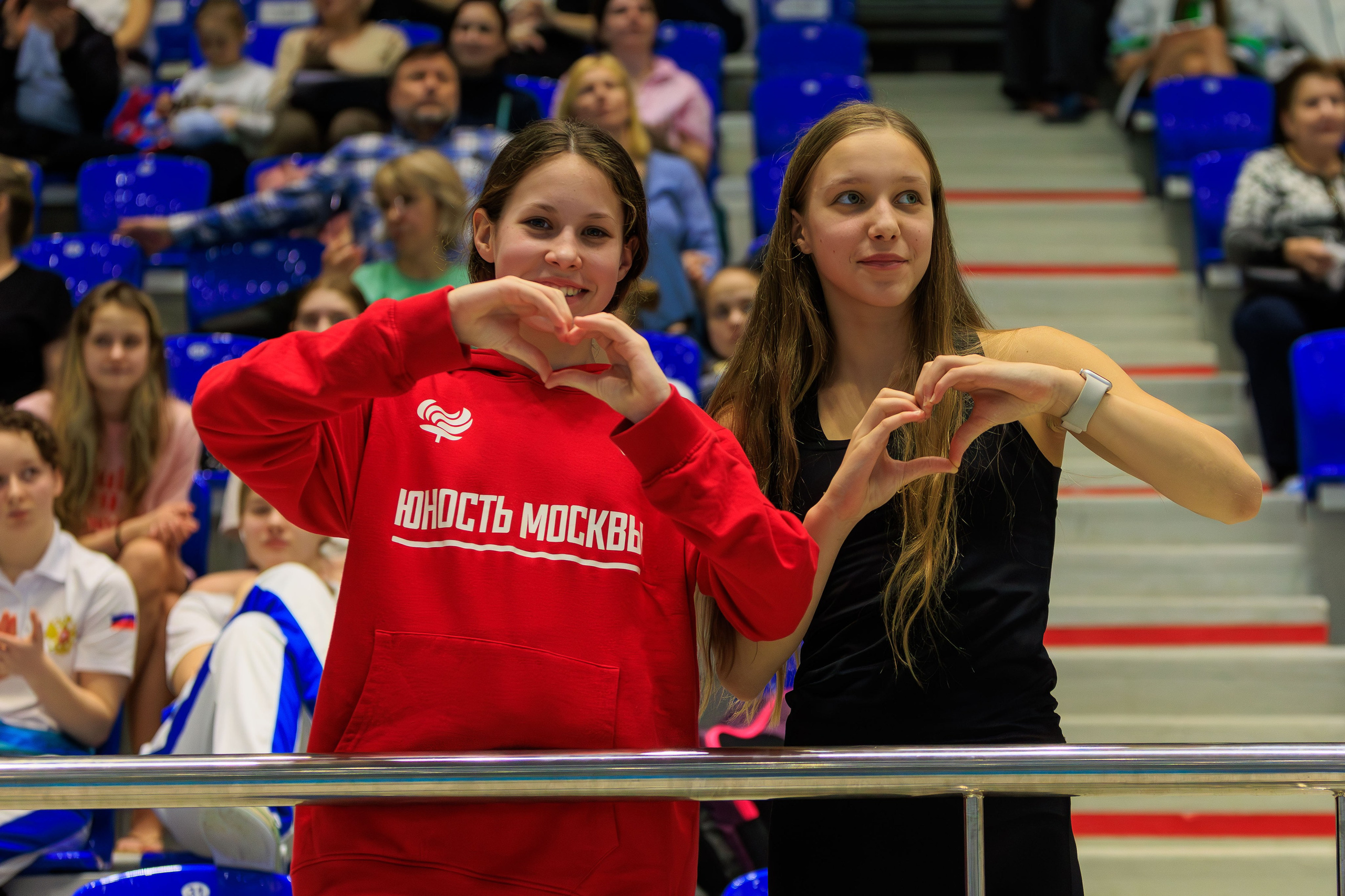 Первенство России по синхронному плаванию группа — произвольная программа. Выпускные альбомы и школьный фотограф в Подольске, Троицке, Щербинке, Москве и Московской области