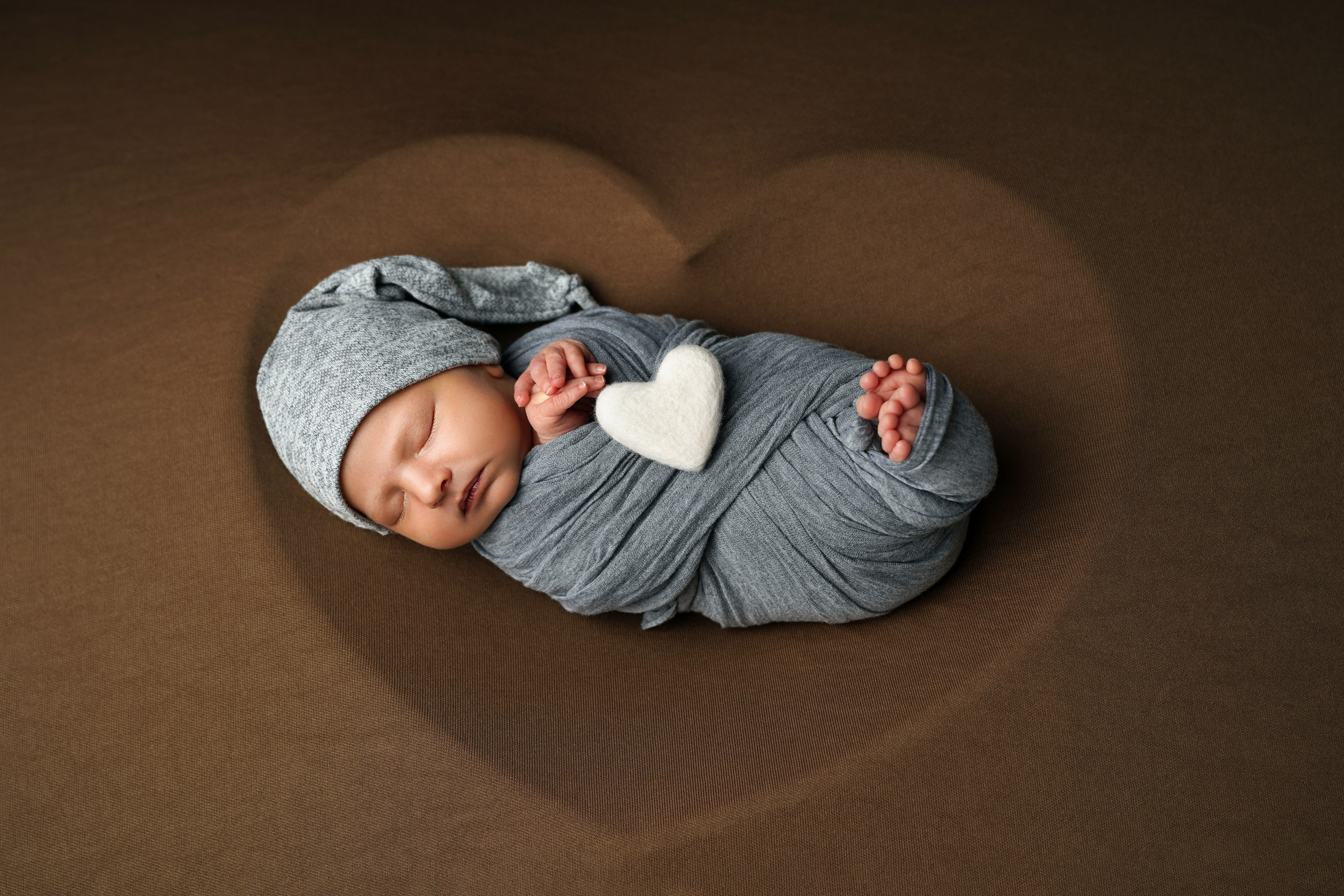 Фотосессия новорожденного (newborn). Фотограф новорожденных, детей до года и беременных в Симферополе