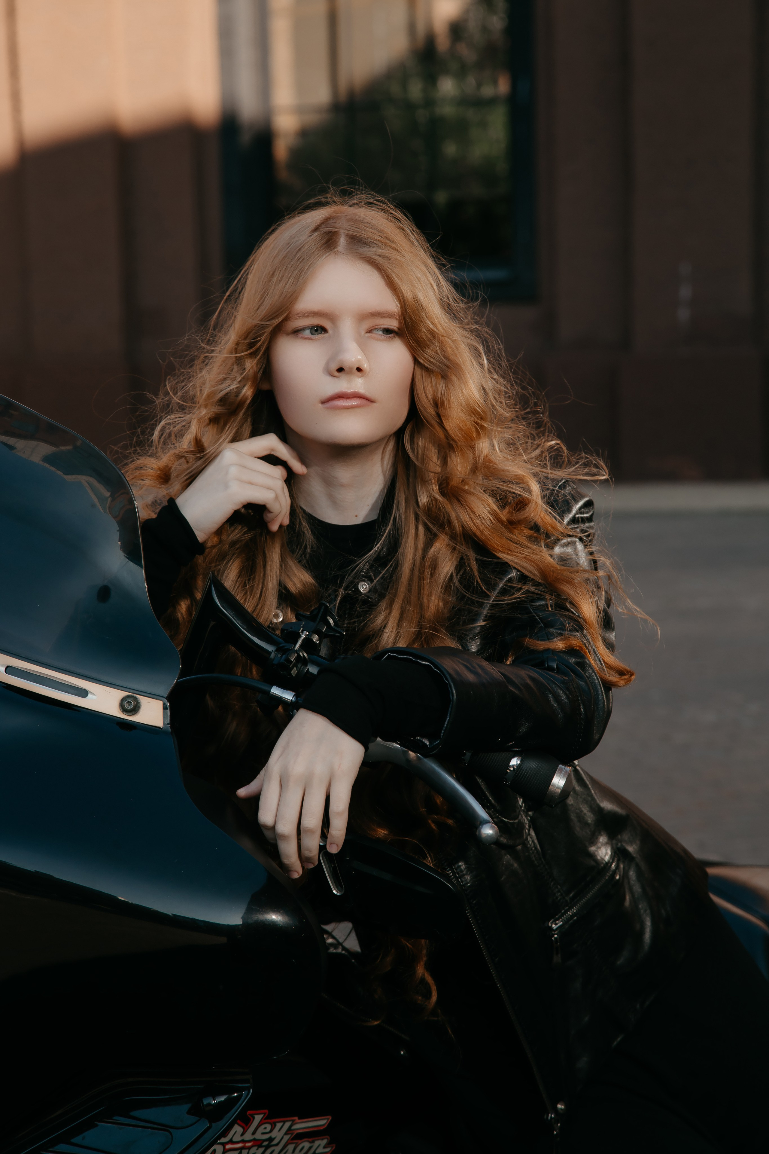 фотосессия с мотоциклом, фотосессия с Harley-Davidson, фотосессия с Harley, фотодень Москва, фотодень с мотоциклом, фотосессия Москва, женская фотосессия Москва, стильная фотосессия, фотосессия для личного бренда, необычная фотосессия, байкерская фотосессия, фотосессия в стиле Harley, фотосессия для девушки, фотосессия с байком, контент-съёмка Москва, брендовая фотосессия, атмосферная фотосессия, fashion фотосессия Москва, Катерина Сысуева, rina_sphoto