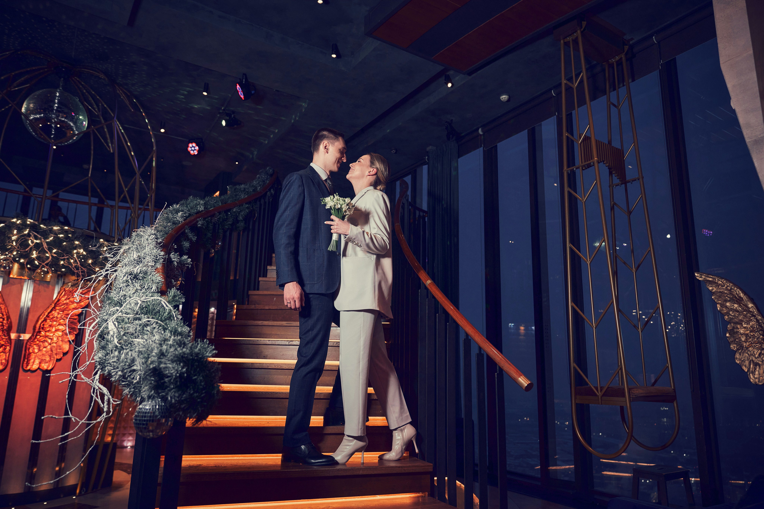 Свадебная Фотосессия в Москва-Сити, роспись в Birds