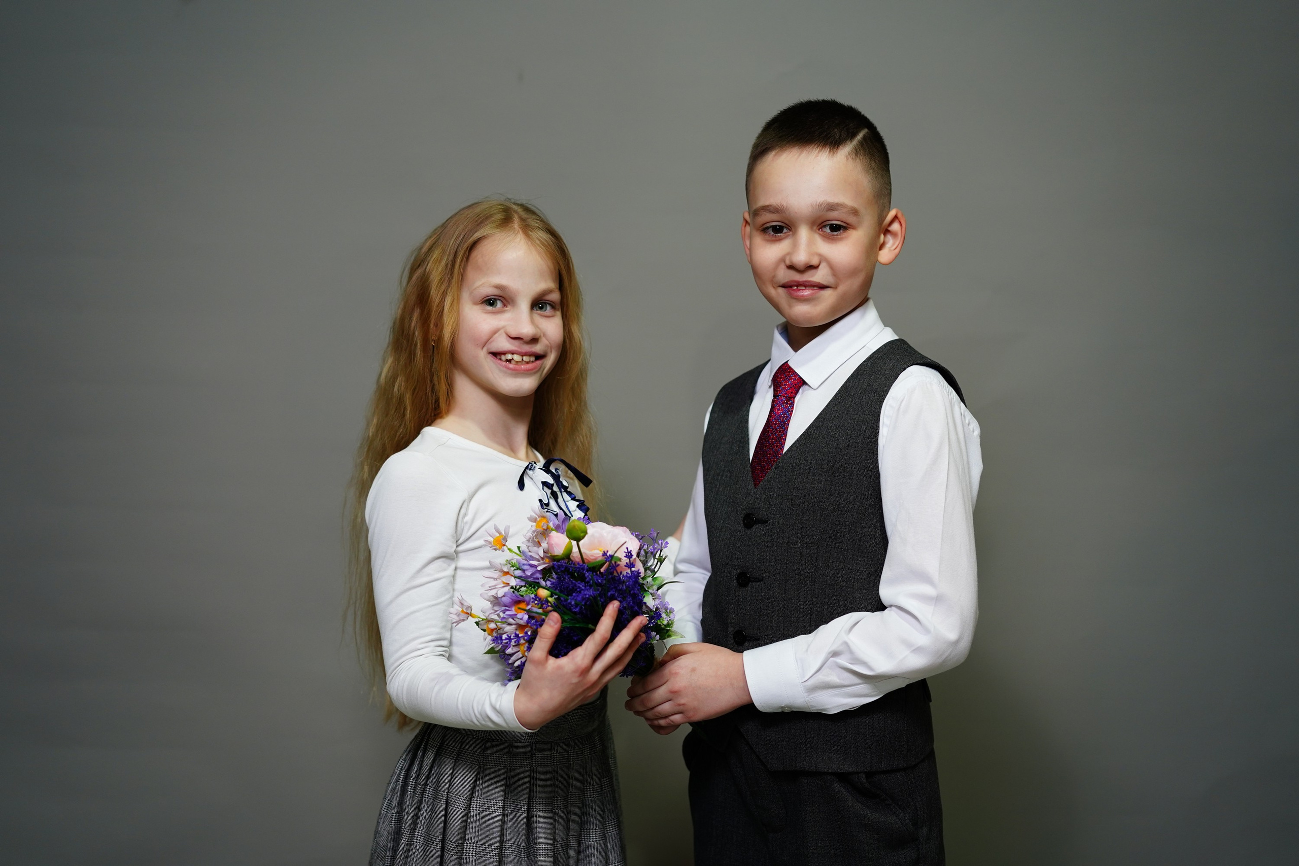 фото на сером фоне- стильно