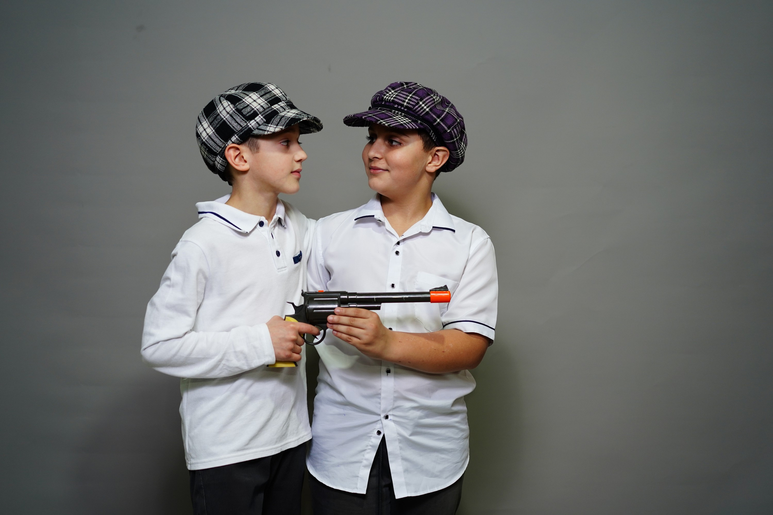 MEMENTO.Выпускные альбомы, школьные, юбилейные и другие книги. Ростов-на-Дону