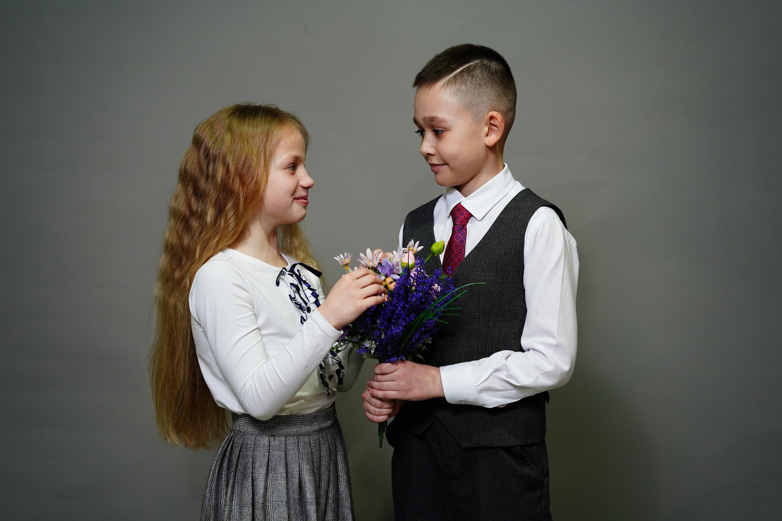 MEMENTO.Выпускные альбомы, школьные, юбилейные и другие книги. Ростов-на-Дону