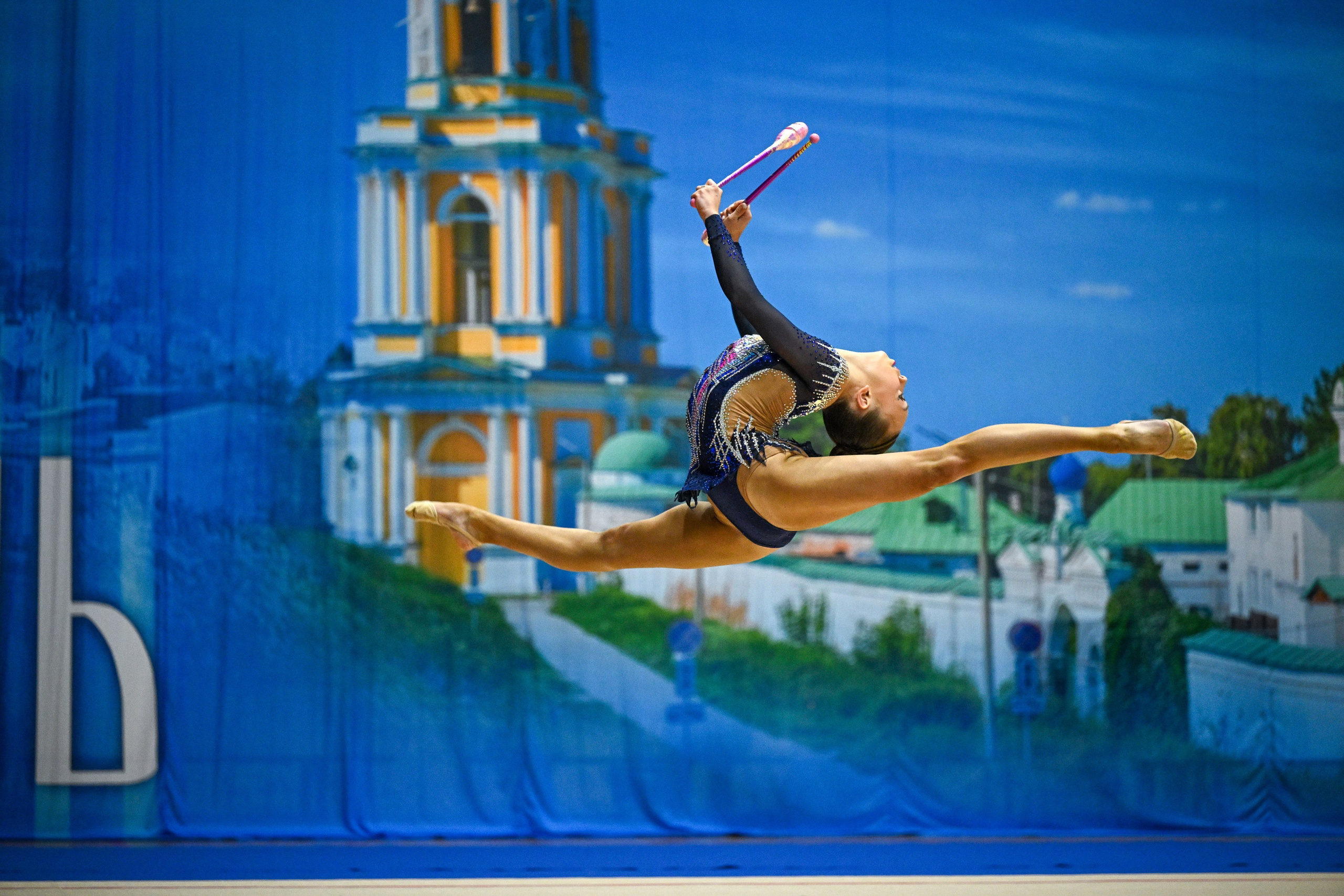 Всероссийские соревнования по художественной гимнастике «ОЛИМПИЙСКИЕ НАДЕЖДЫ на ПРИЗЫ ЧЕМПИОНКИ МИРА ЯНЫ ЛУКОНИНОЙ». ФОТОВИДЕОСПОРТ. Фото видео услуги на соревнованиях по художественной гимнастике. Видеотрансляция соревнований. Москва, ЦФО, ПФО