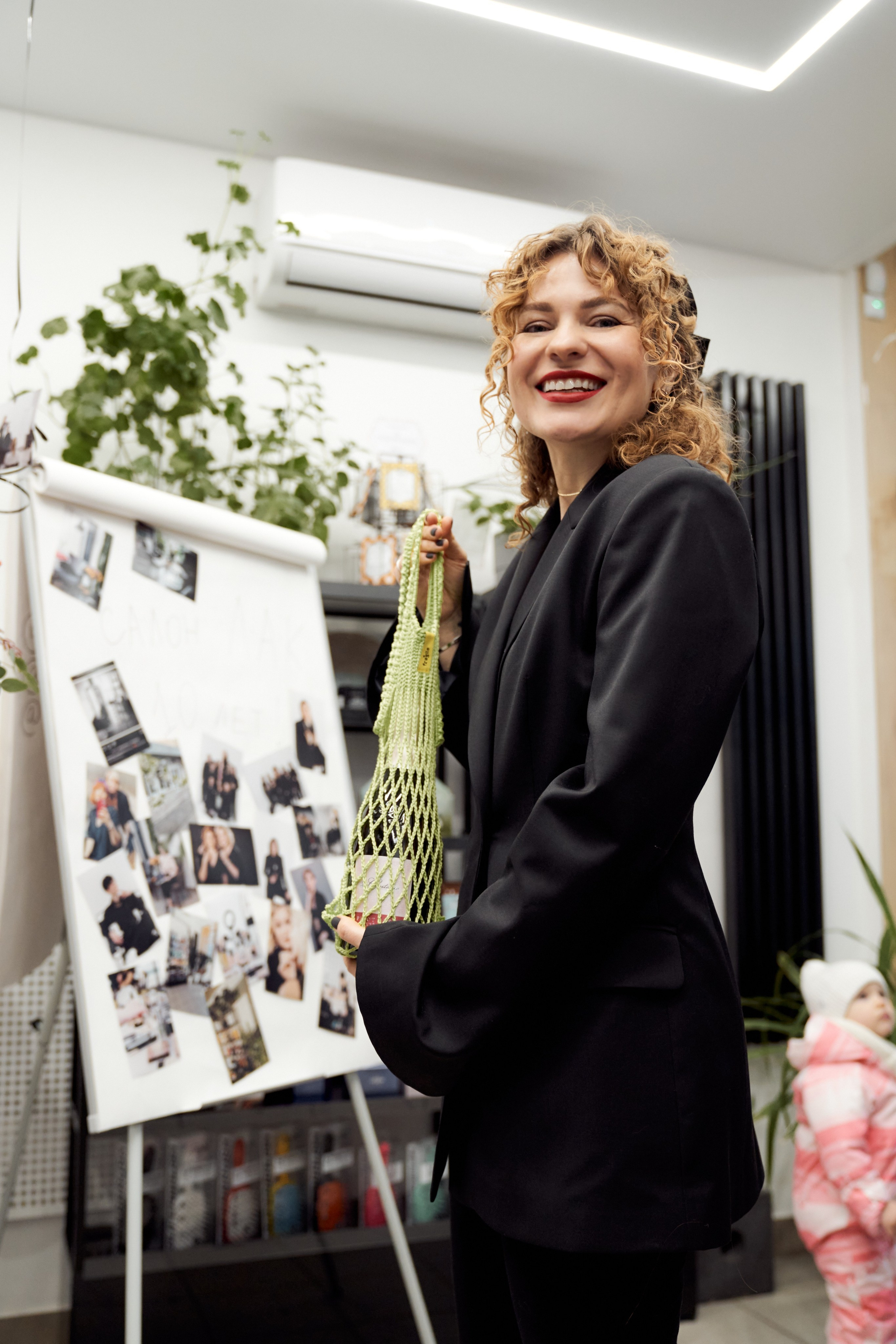 • салон ЛАК. 10 лет. Фоторепортаж мероприятия. Фотограф, индивидуальные женские, мужские фотосессии в Ростове-на-Дону