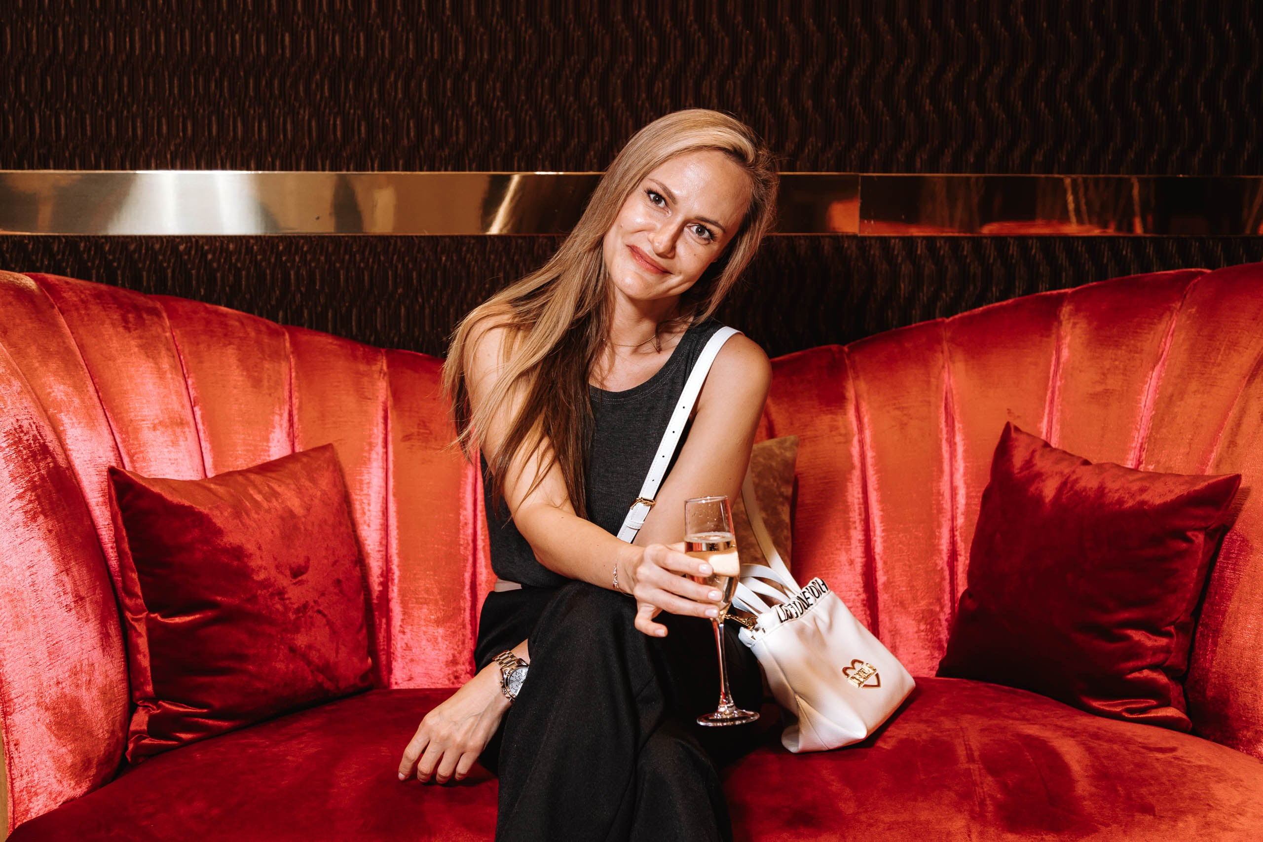 Гала-ужин в казино в Красной Поляне. Репортажный фотограф в Москве, Сочи и Санкт-Петербурге