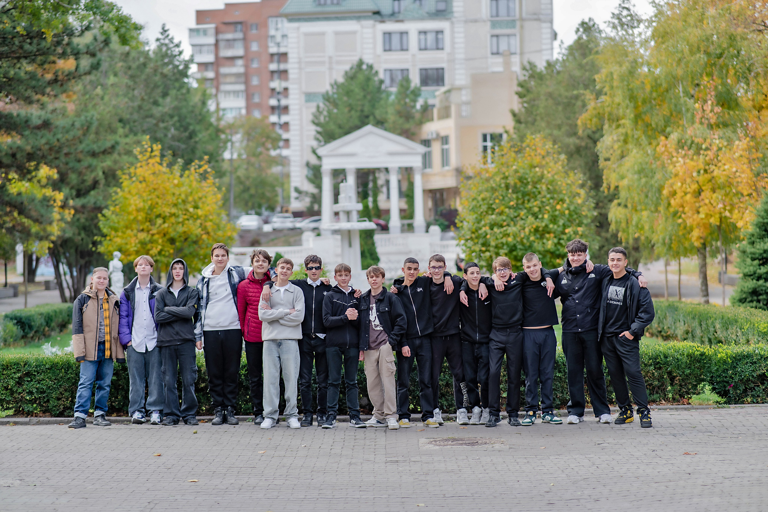 Выпускные (школьные) альбомы (книги) в Ростове-на-Дону. Современные Выпускные Альбомы в Ростове-на-Дону