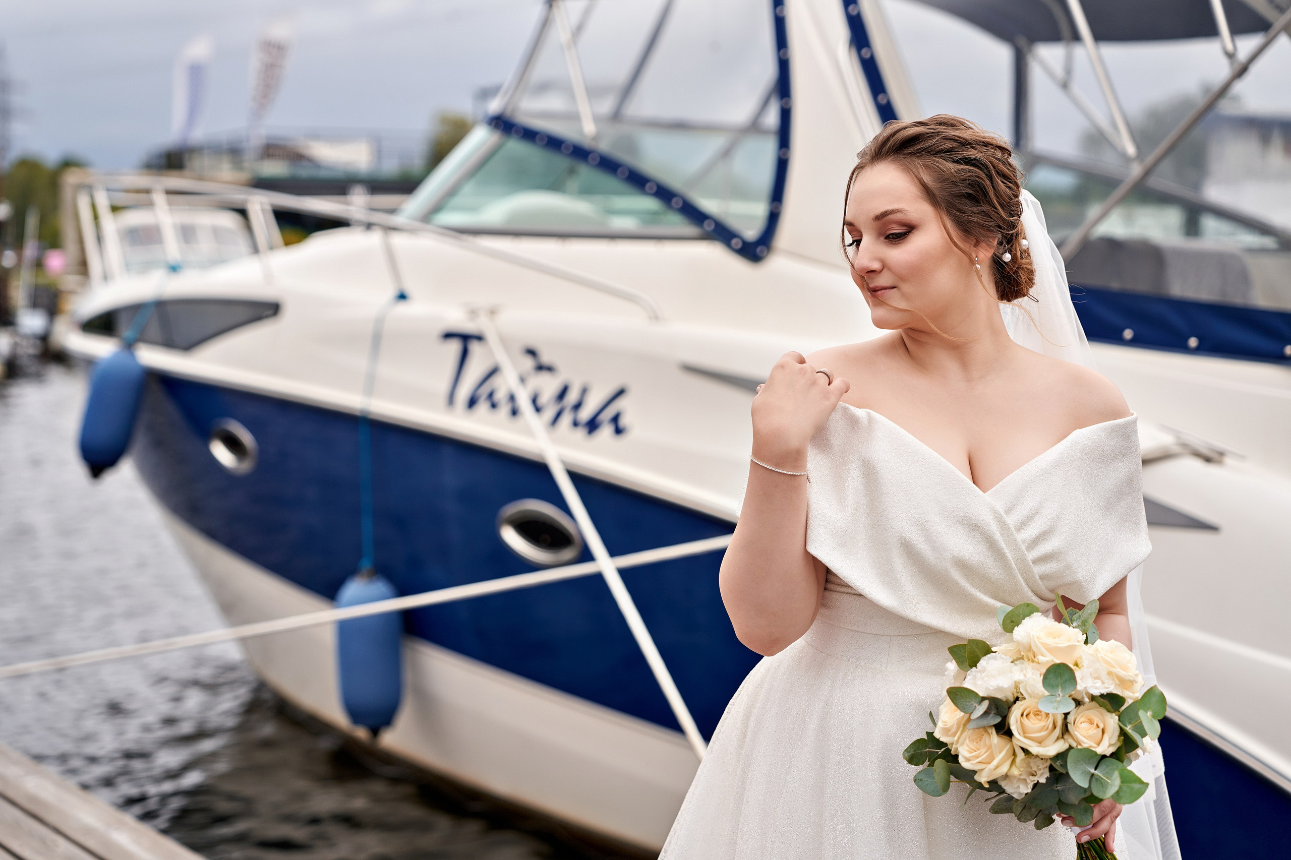 Нежная свадьба Антона и Софьи в яхт-клубе «Портофино». Фотограф Меняйло Евгений. Свадьба. Портрет. Репортаж. Семья. Контент