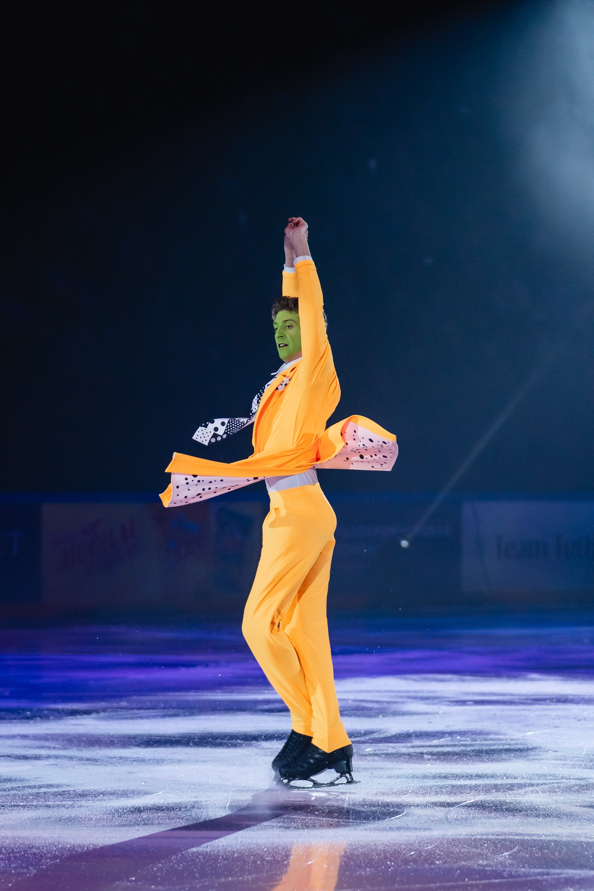 Шоу «Чемпионы на льду» в Новосибирске. Воробьева Ксения — Спортивный и танцевальный фотограф Новосибирск