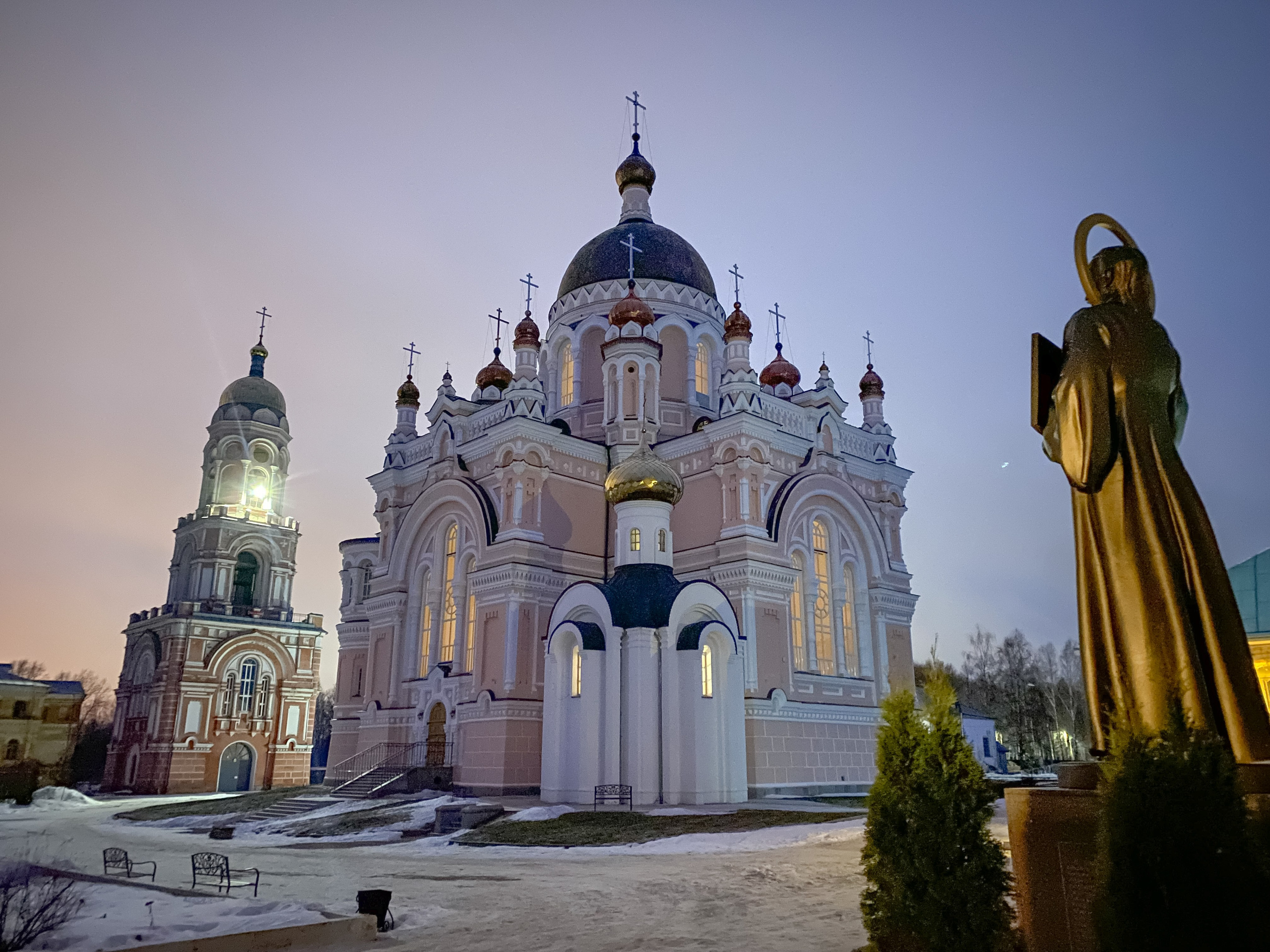 ВЫШНИЙ ВОЛОЧЕК. Контакты