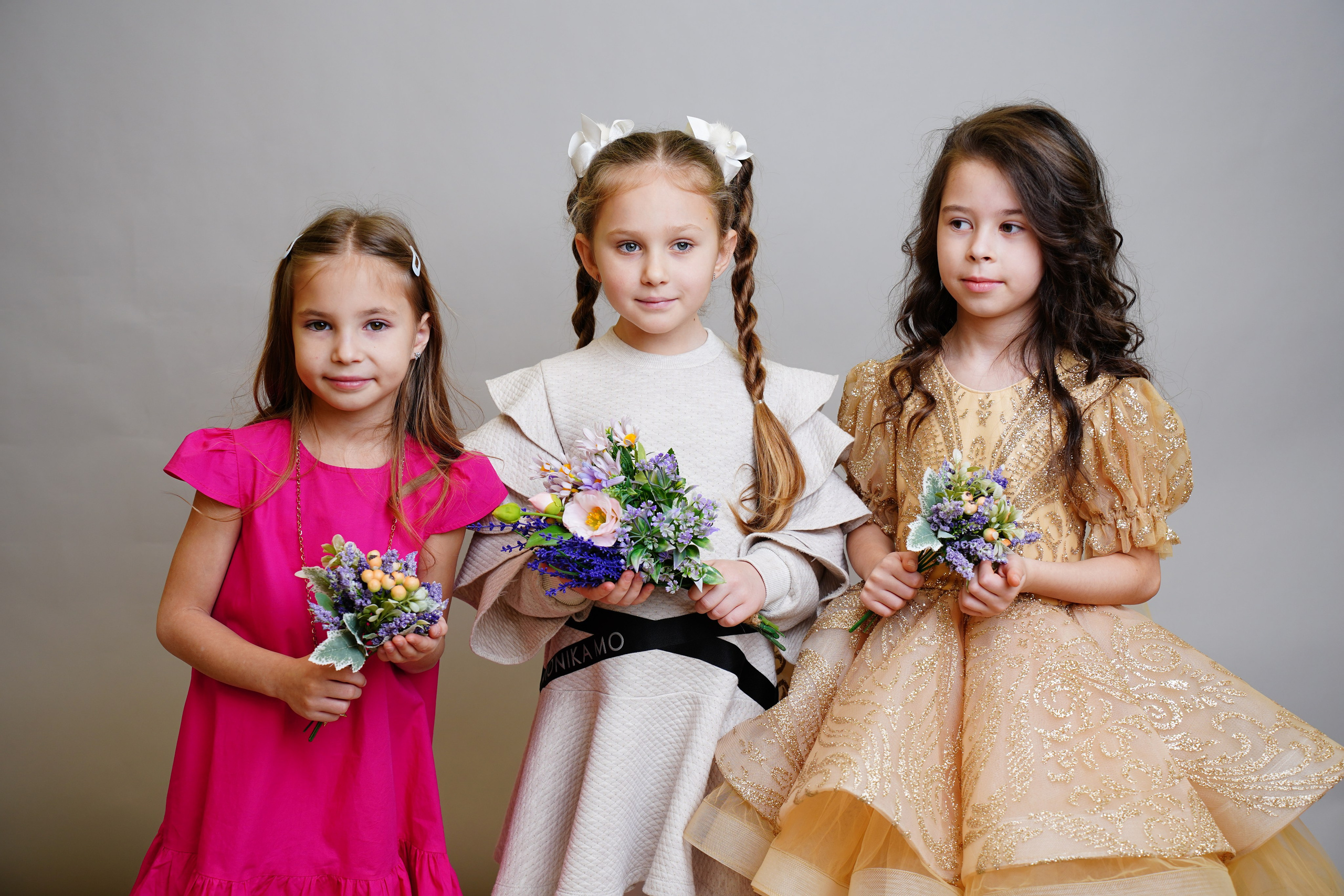 MEMENTO.Выпускные альбомы, школьные, юбилейные и другие книги. Ростов-на-Дону