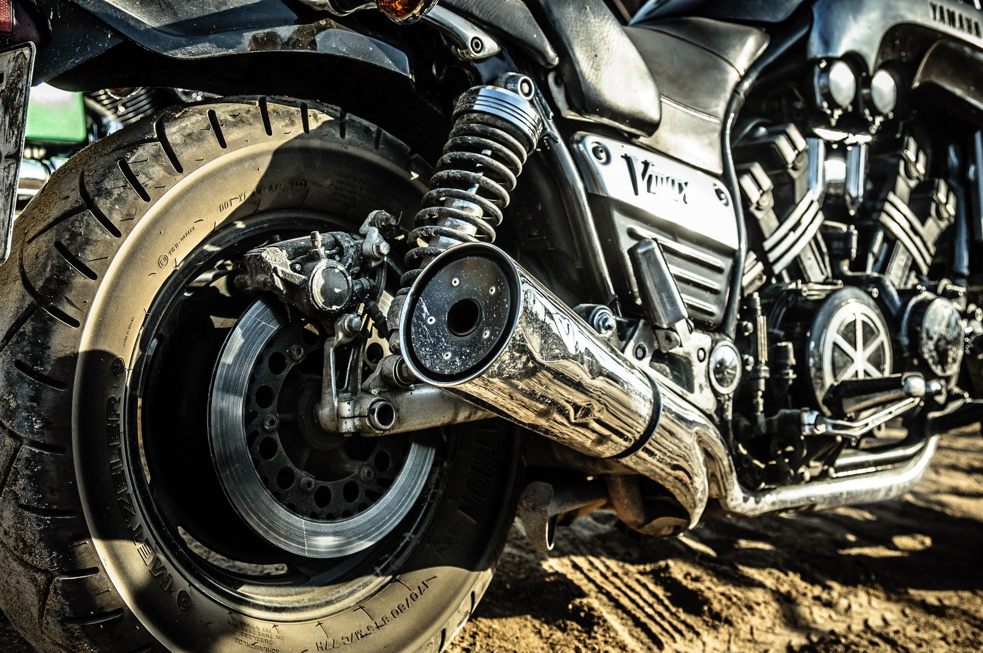 Выхлопная труба мотоцикла