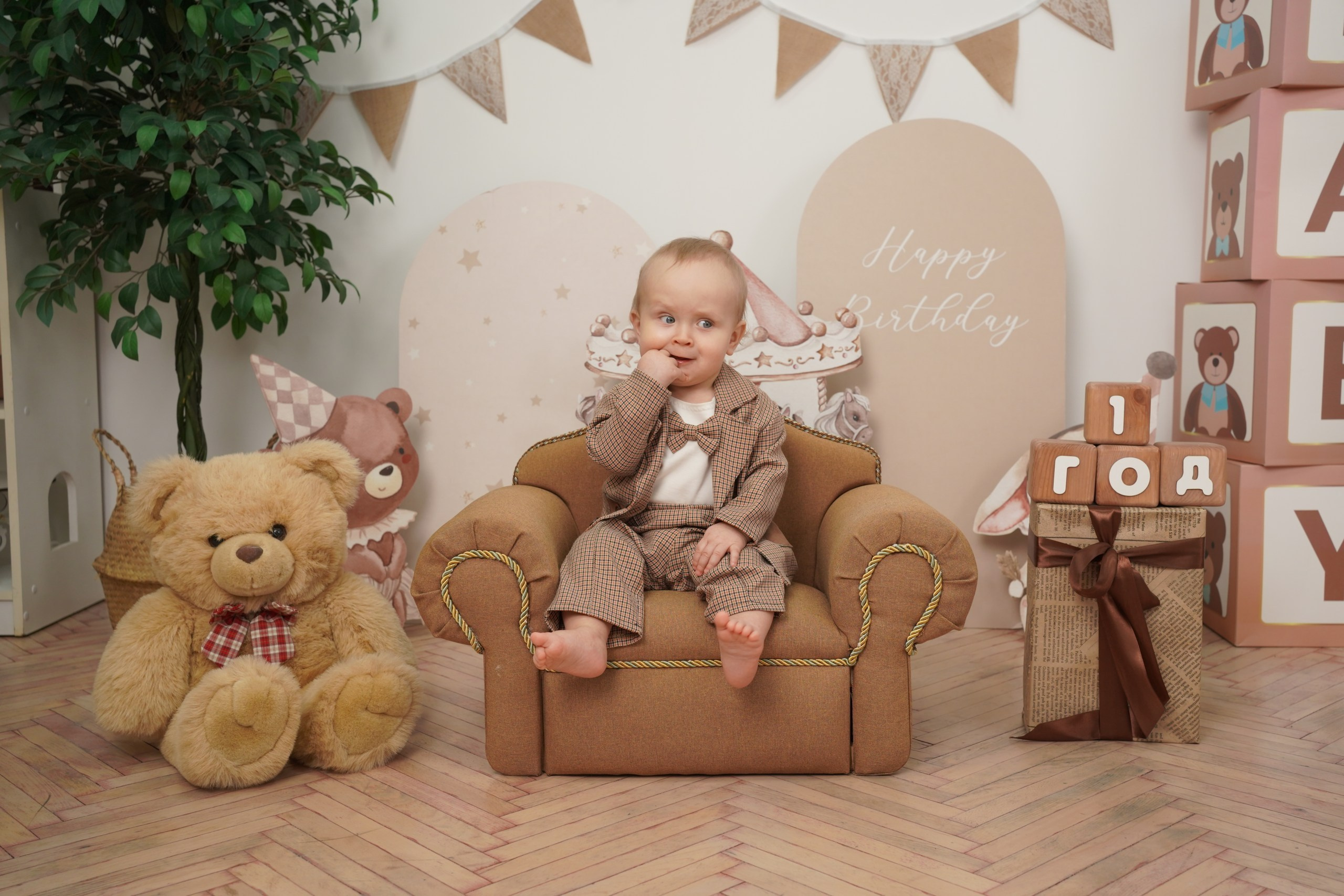 Фотосессия на Годик для Мальчиков. Детская Фотостудия ГОДОВАСИКИ в Санкт-Петербурге фотосесия на годик