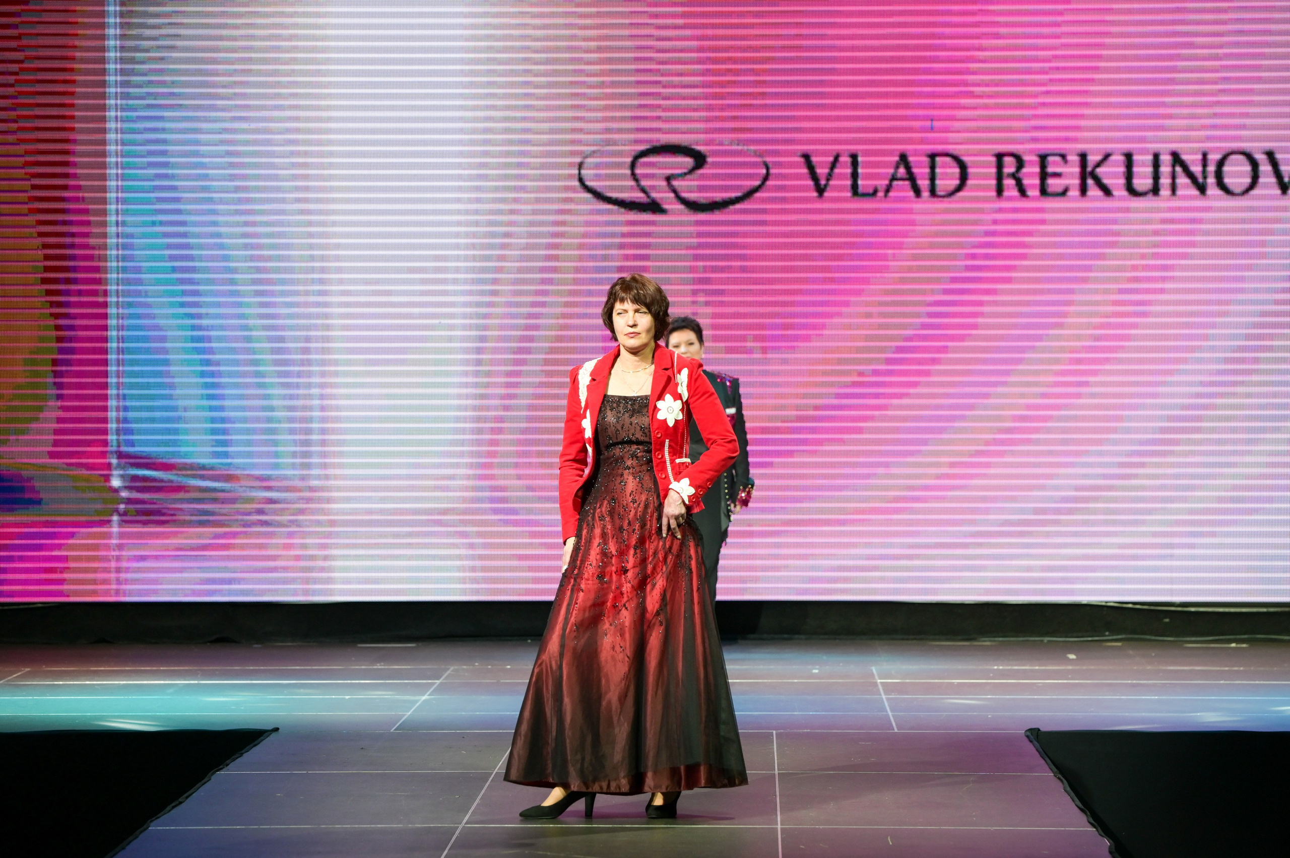 Fashion Show Photos. Фотоуслуги, услуги фотографа, фотографирование важных событий