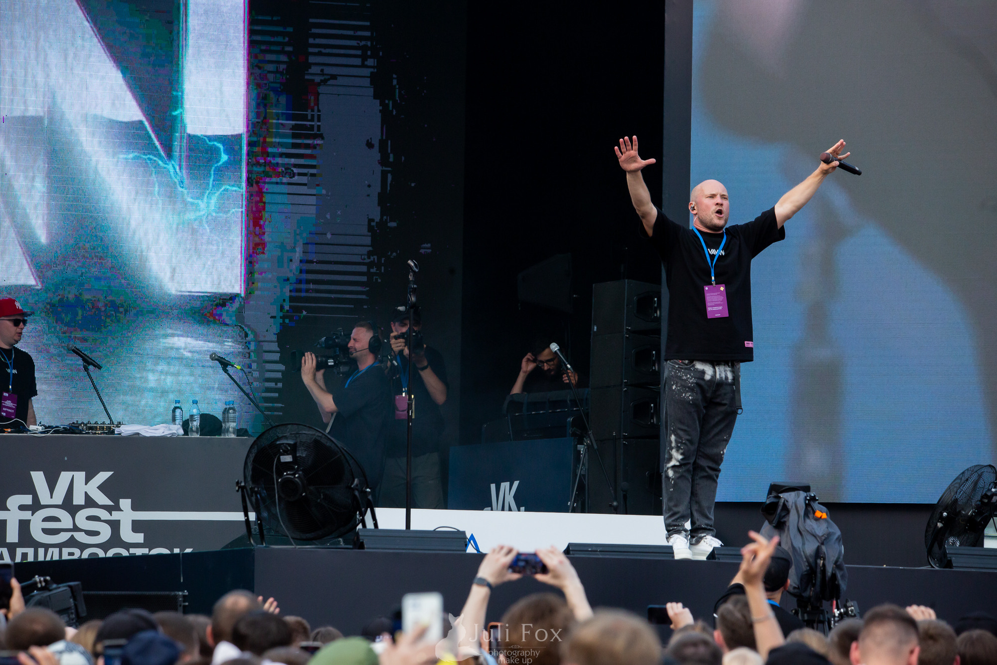 Репортажная фотосъемка во Владивостоке. Портретный, свадебный, репортажный фотограф во Владивостоке Юлиана Джули Фокс