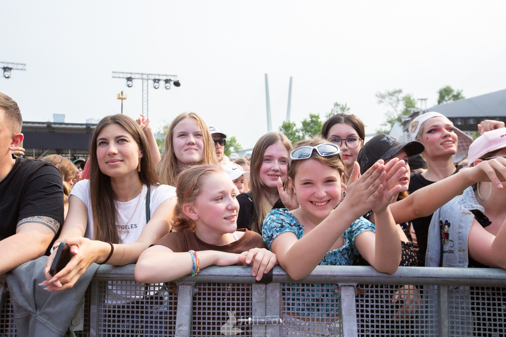 Репортажная фотосъемка во Владивостоке. Портретный, свадебный, репортажный фотограф во Владивостоке Юлиана Джули Фокс