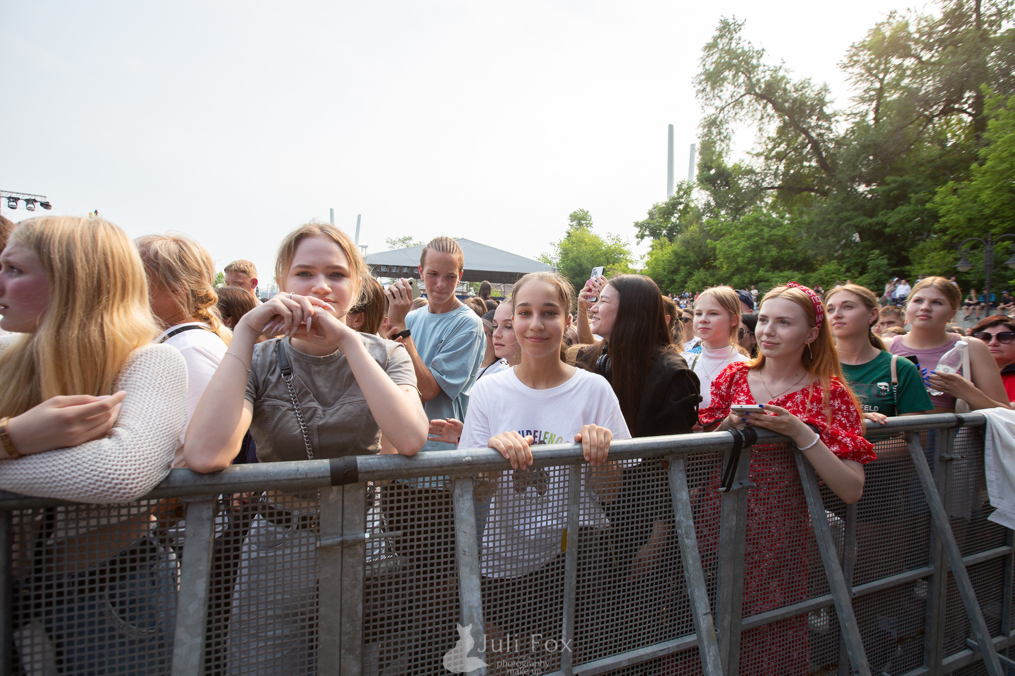 Репортажная фотосъемка во Владивостоке. Портретный, свадебный, репортажный фотограф во Владивостоке Юлиана Джули Фокс