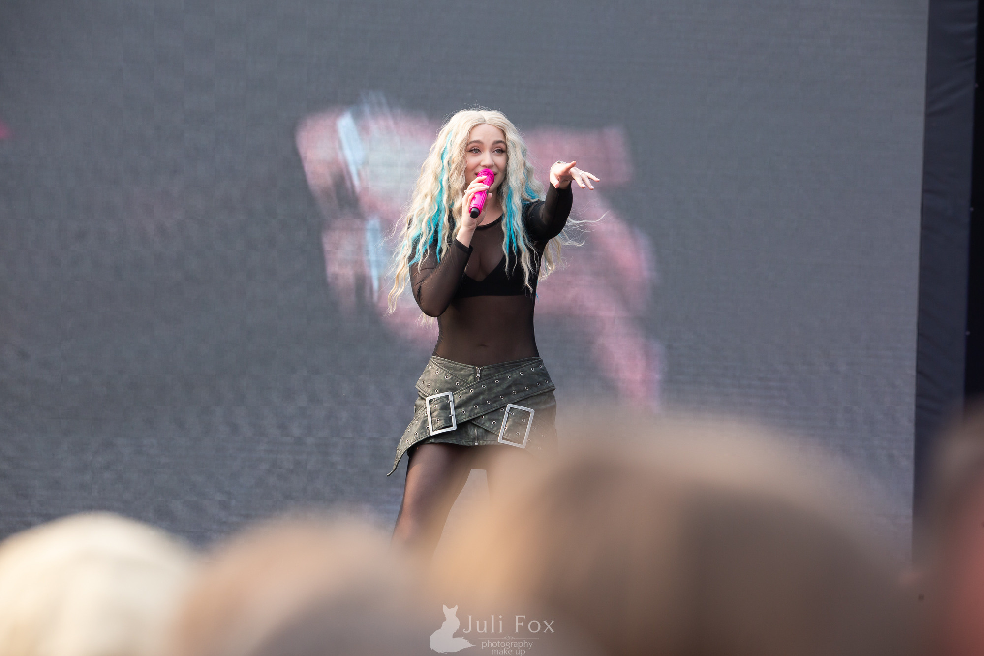 Репортажная фотосъемка во Владивостоке. Портретный, свадебный, репортажный фотограф во Владивостоке Юлиана Джули Фокс