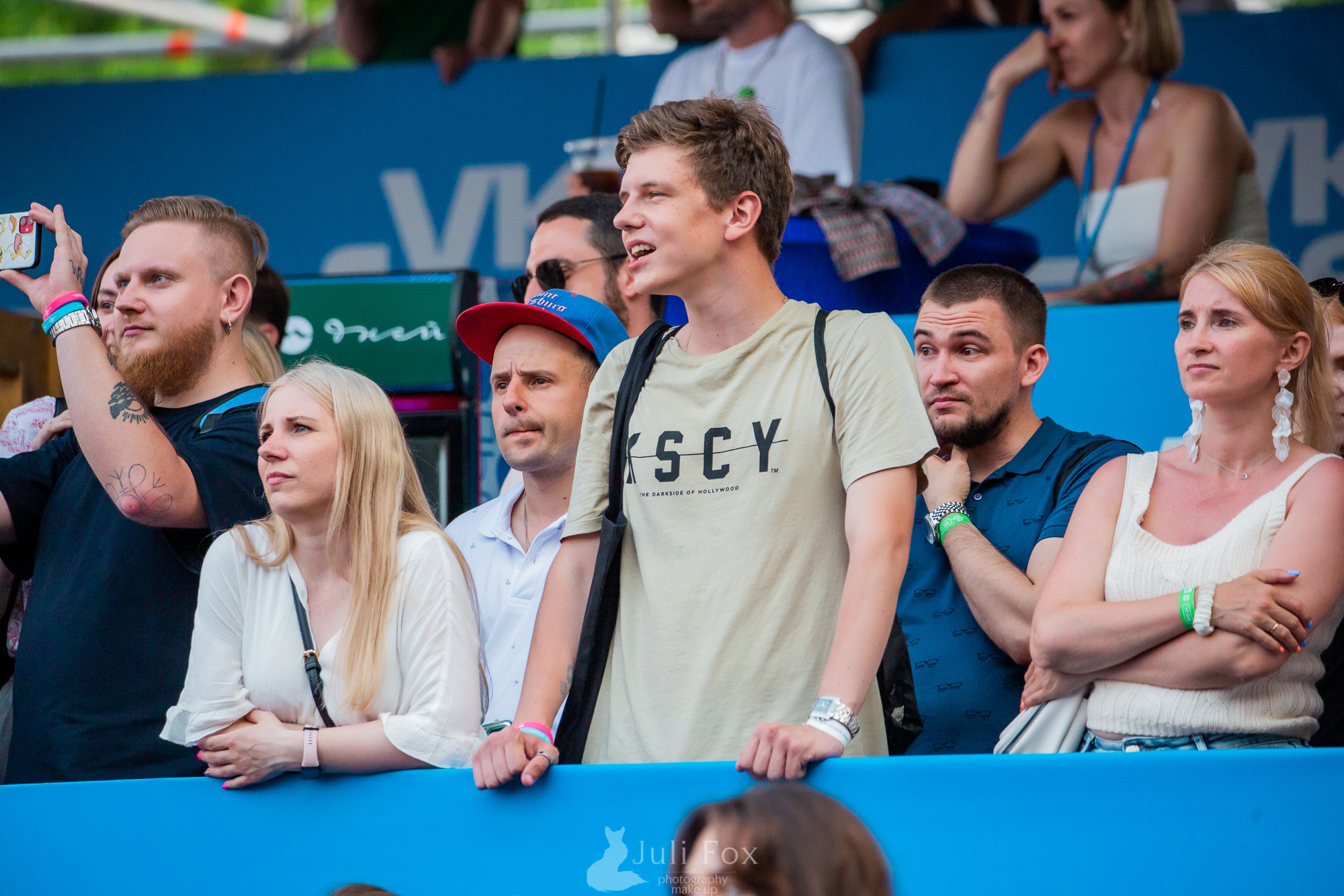 Репортажная фотосъемка во Владивостоке. Портретный, свадебный, репортажный фотограф во Владивостоке Юлиана Джули Фокс