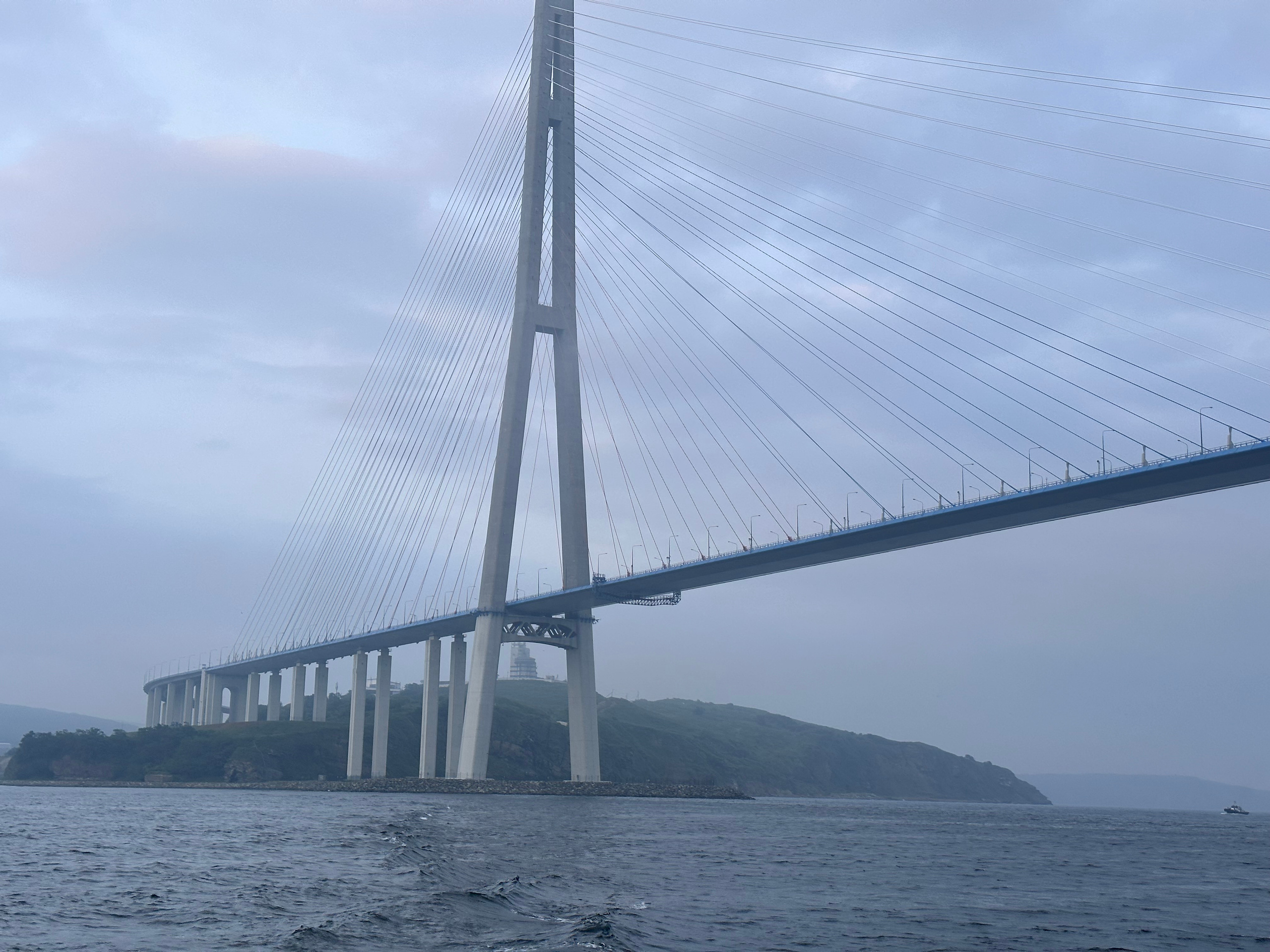 Фотопрогулка во Владивостоке. Портретный, свадебный, репортажный фотограф во Владивостоке Юлиана Джули Фокс
