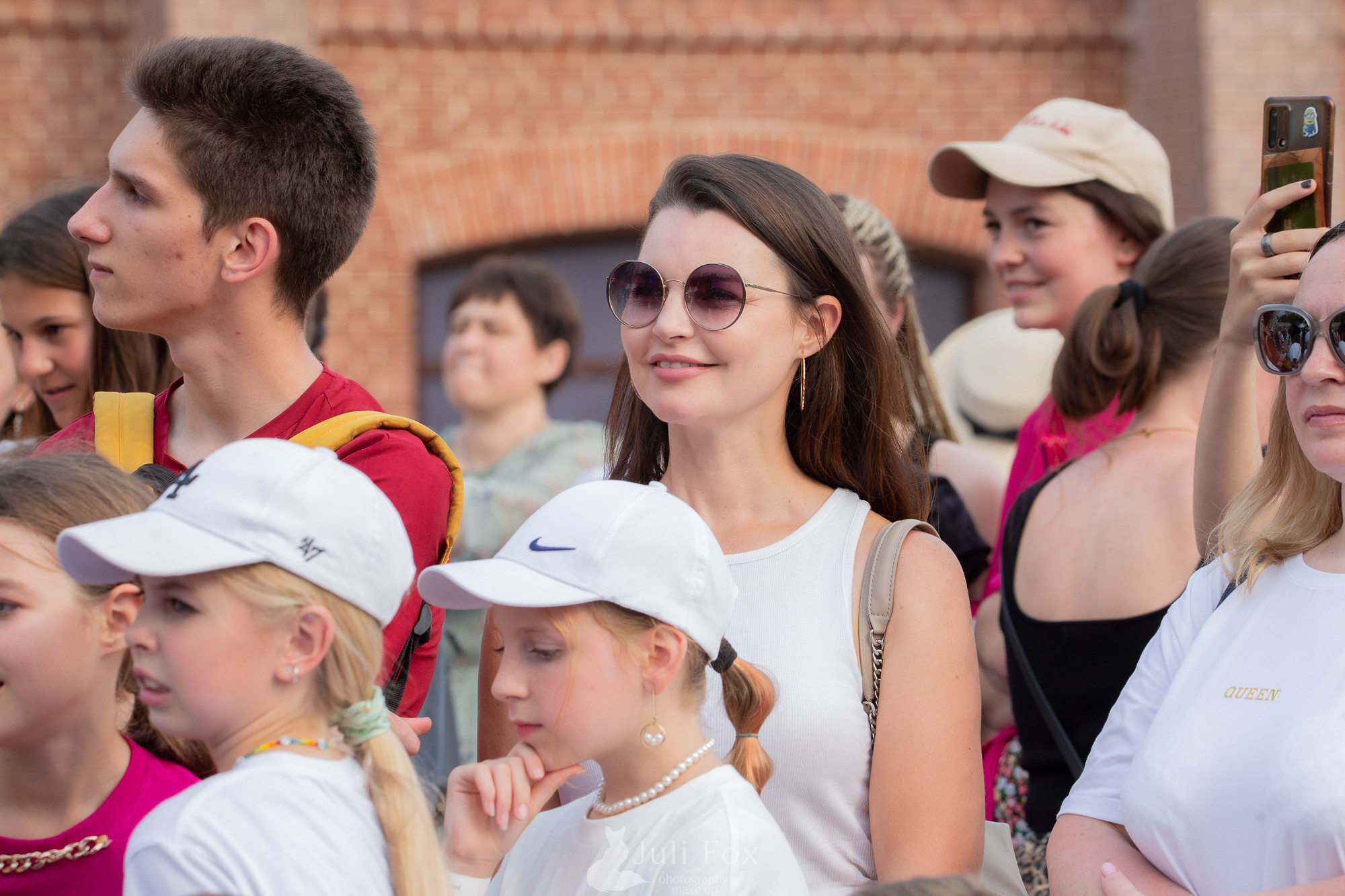 Репортажная фотосъемка во Владивостоке. Портретный, свадебный, репортажный фотограф во Владивостоке Юлиана Джули Фокс