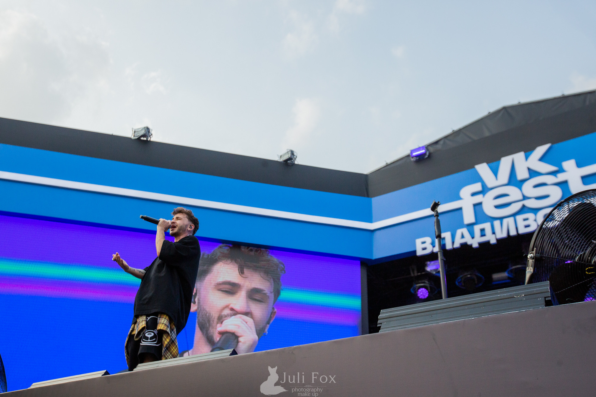 Репортажная фотосъемка во Владивостоке. Портретный, свадебный, репортажный фотограф во Владивостоке Юлиана Джули Фокс