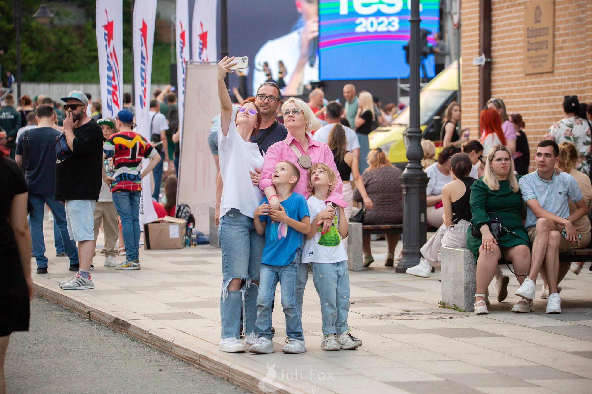 Репортажная фотосъемка во Владивостоке. Портретный, свадебный, репортажный фотограф во Владивостоке Юлиана Джули Фокс