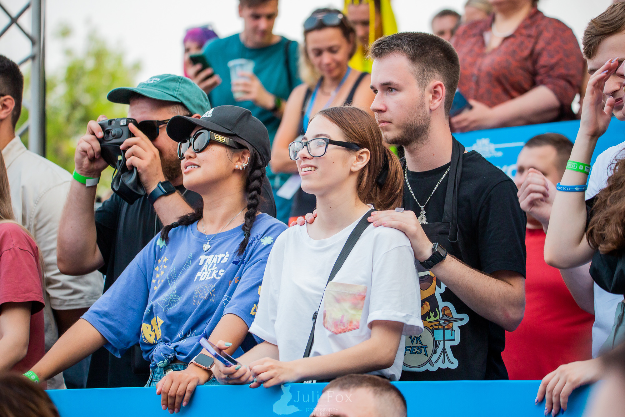 Репортажная фотосъемка во Владивостоке. Портретный, свадебный, репортажный фотограф во Владивостоке Юлиана Джули Фокс