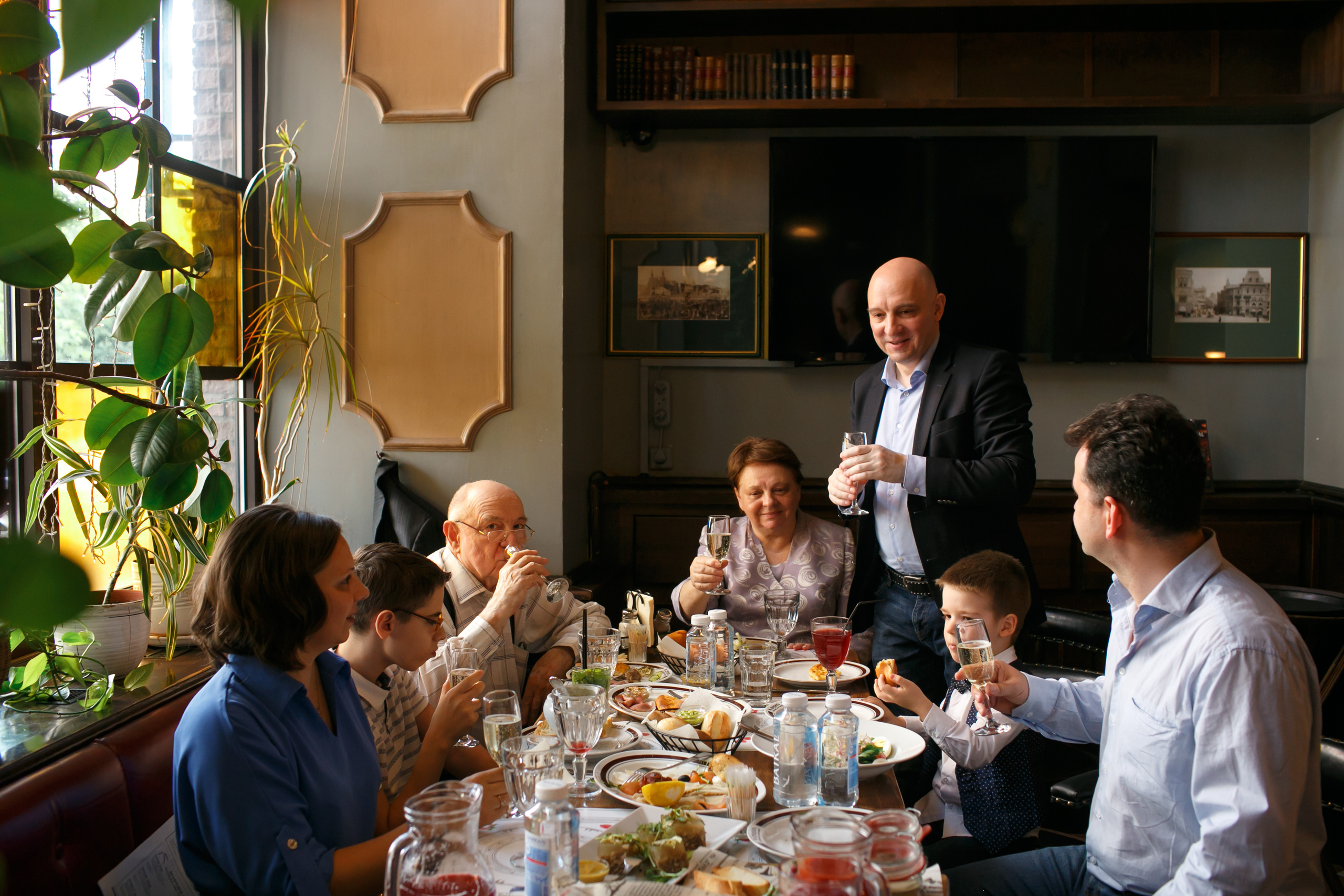 Золотая свадьба: Виктория и Владислав. Свадебный и репортажный фотограф (Москва, Королев и другие)