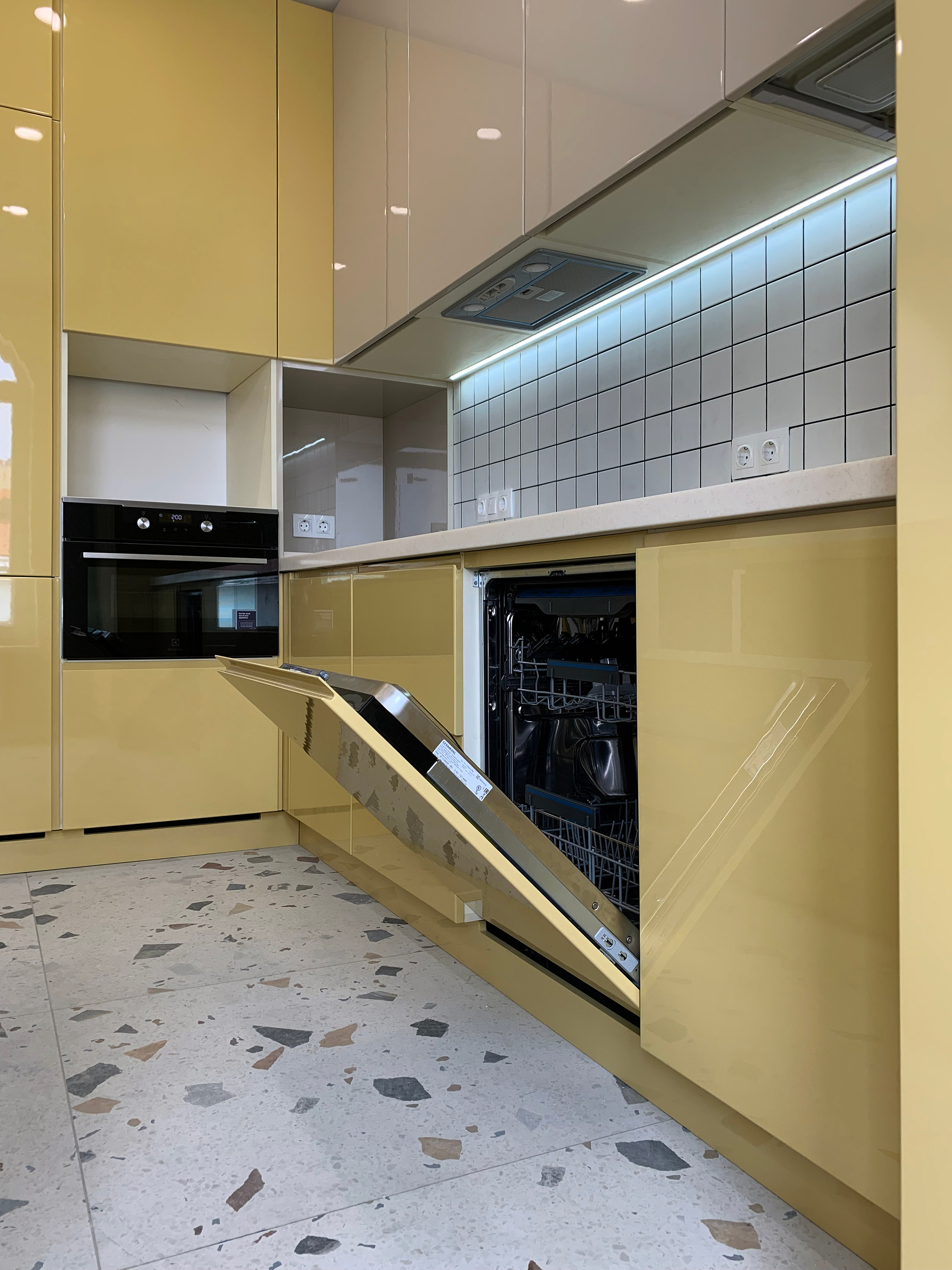 Мебель на заказ в Евпатории