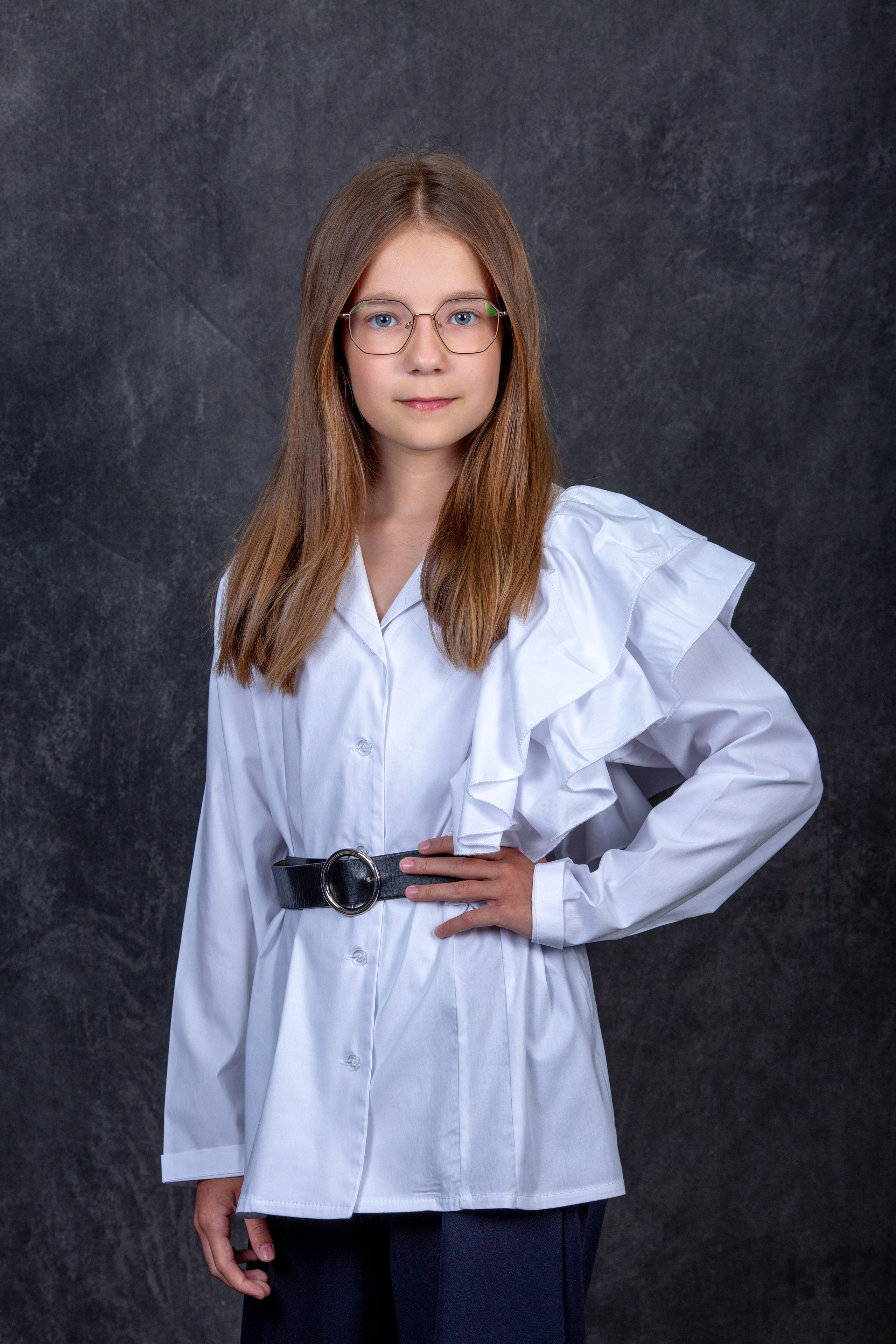 Цена на выпускные альбомы 4 класса. Выпускной альбом в Москве и Домодедово Вышка Школьный фотограф