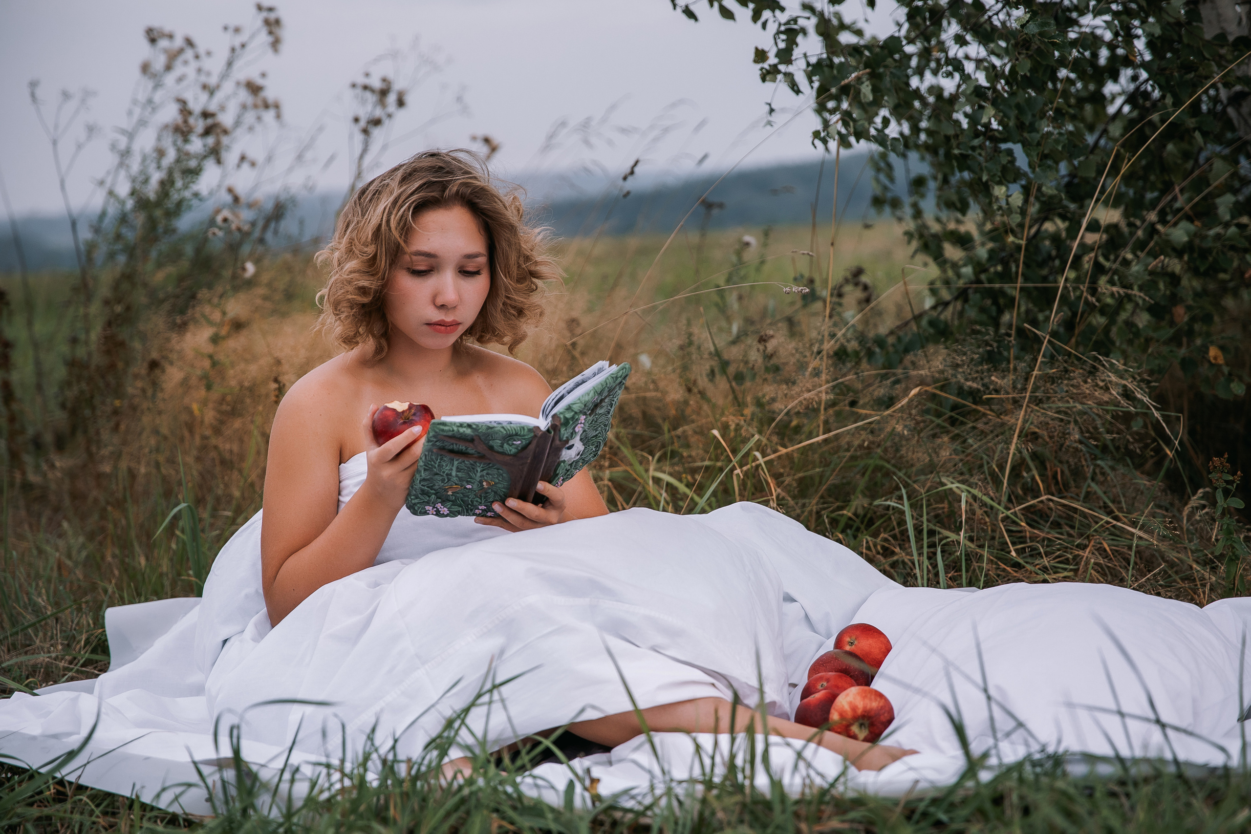 Фотосессия в поле. Фотограф и режиссер Московко Екатерина